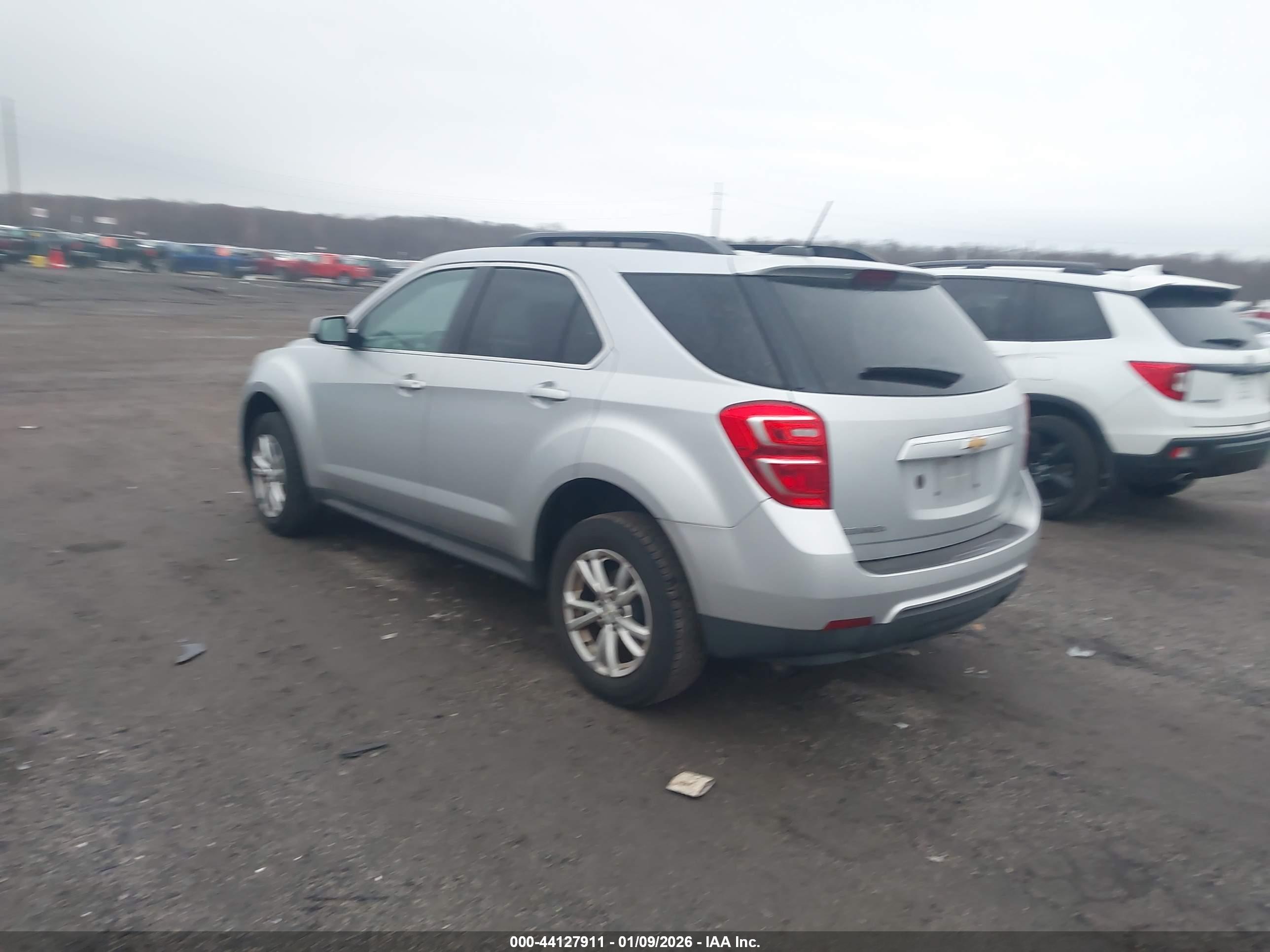 CHEVROLET EQUINOX image 3