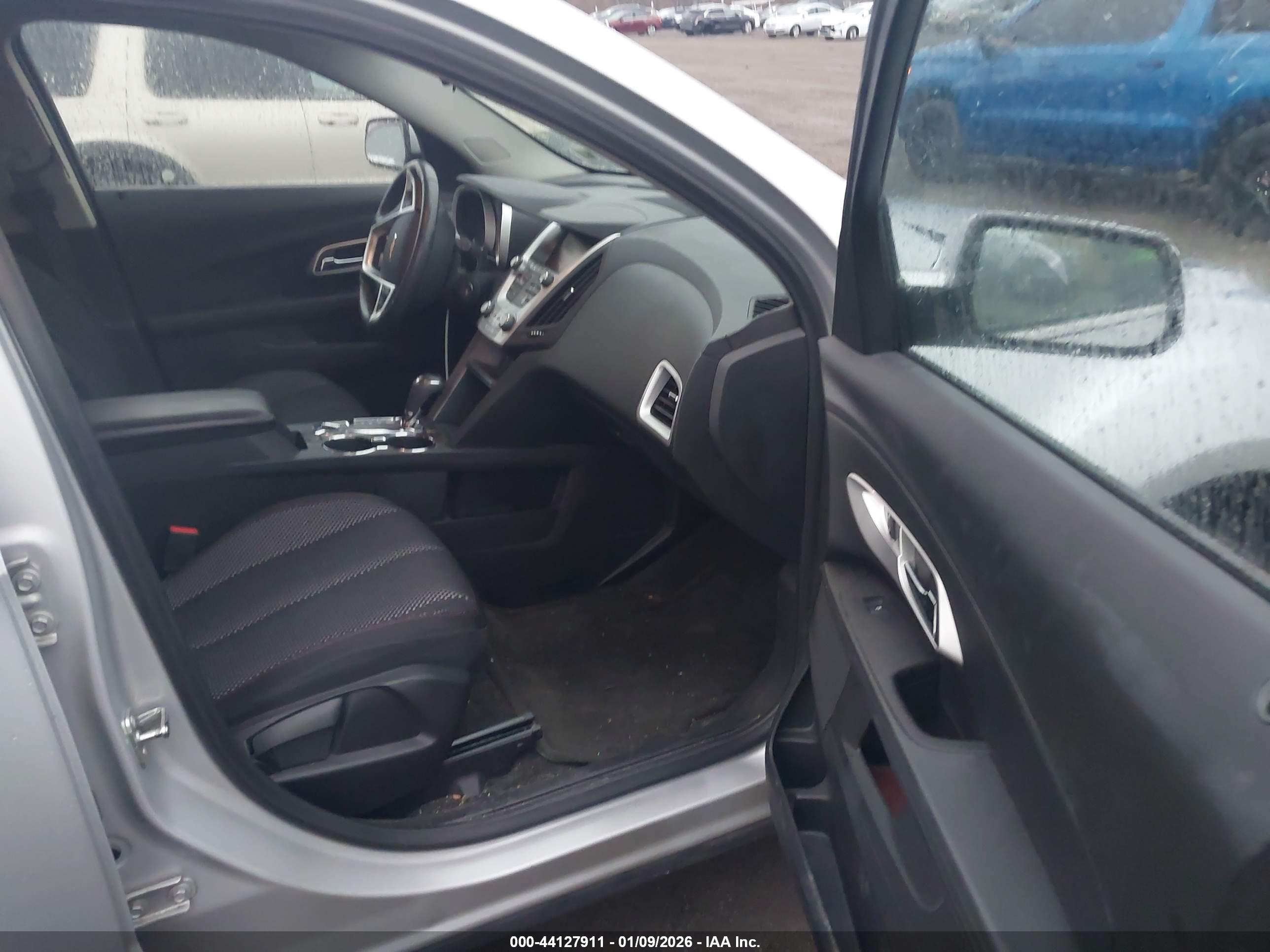CHEVROLET EQUINOX image 5