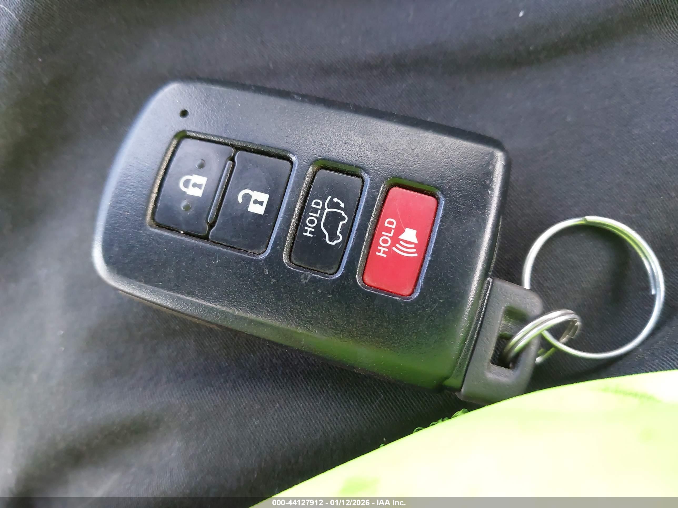 TOYOTA HIGHLANDER image 11