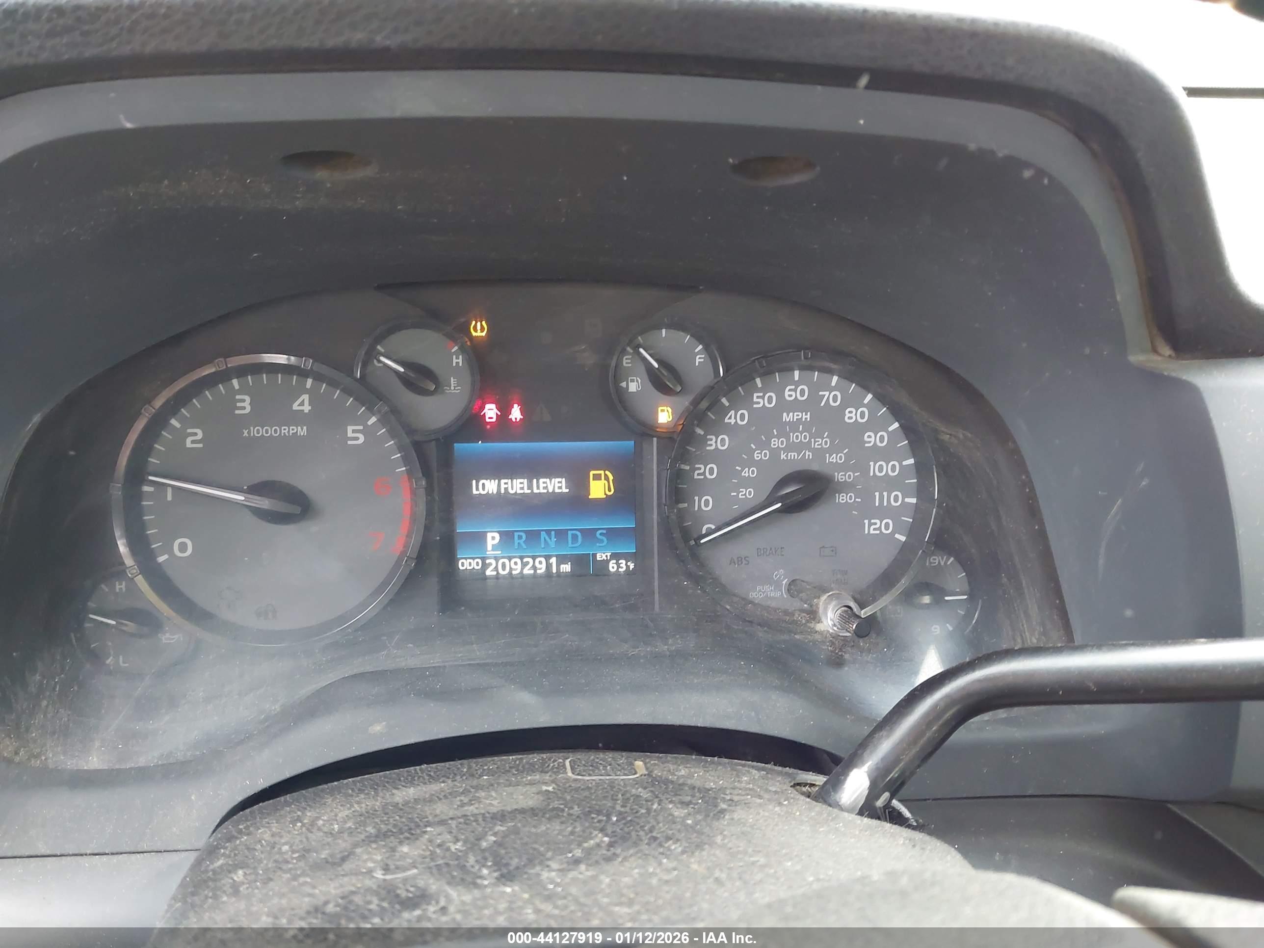 TOYOTA TUNDRA image 7