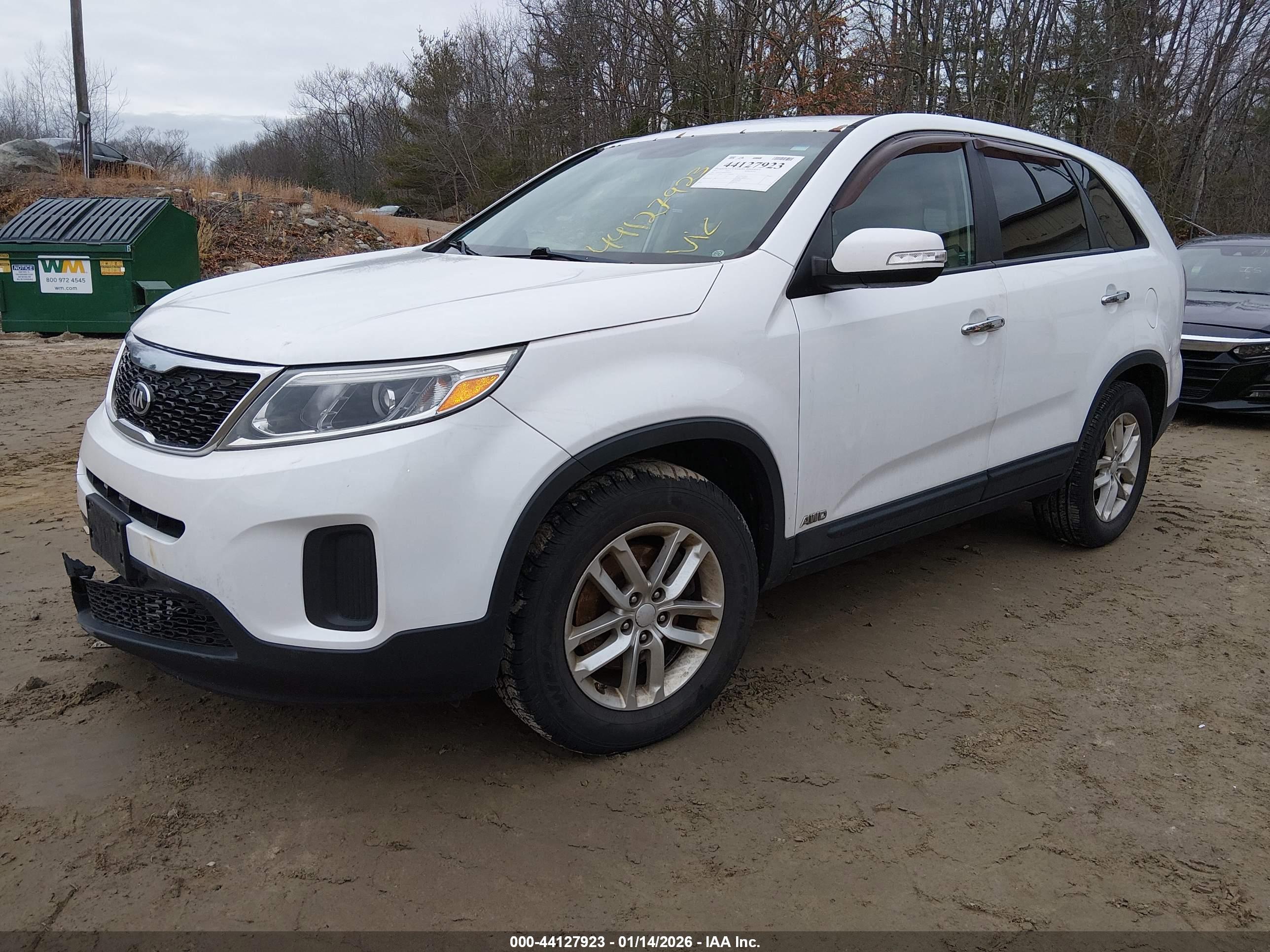 KIA SORENTO image 2