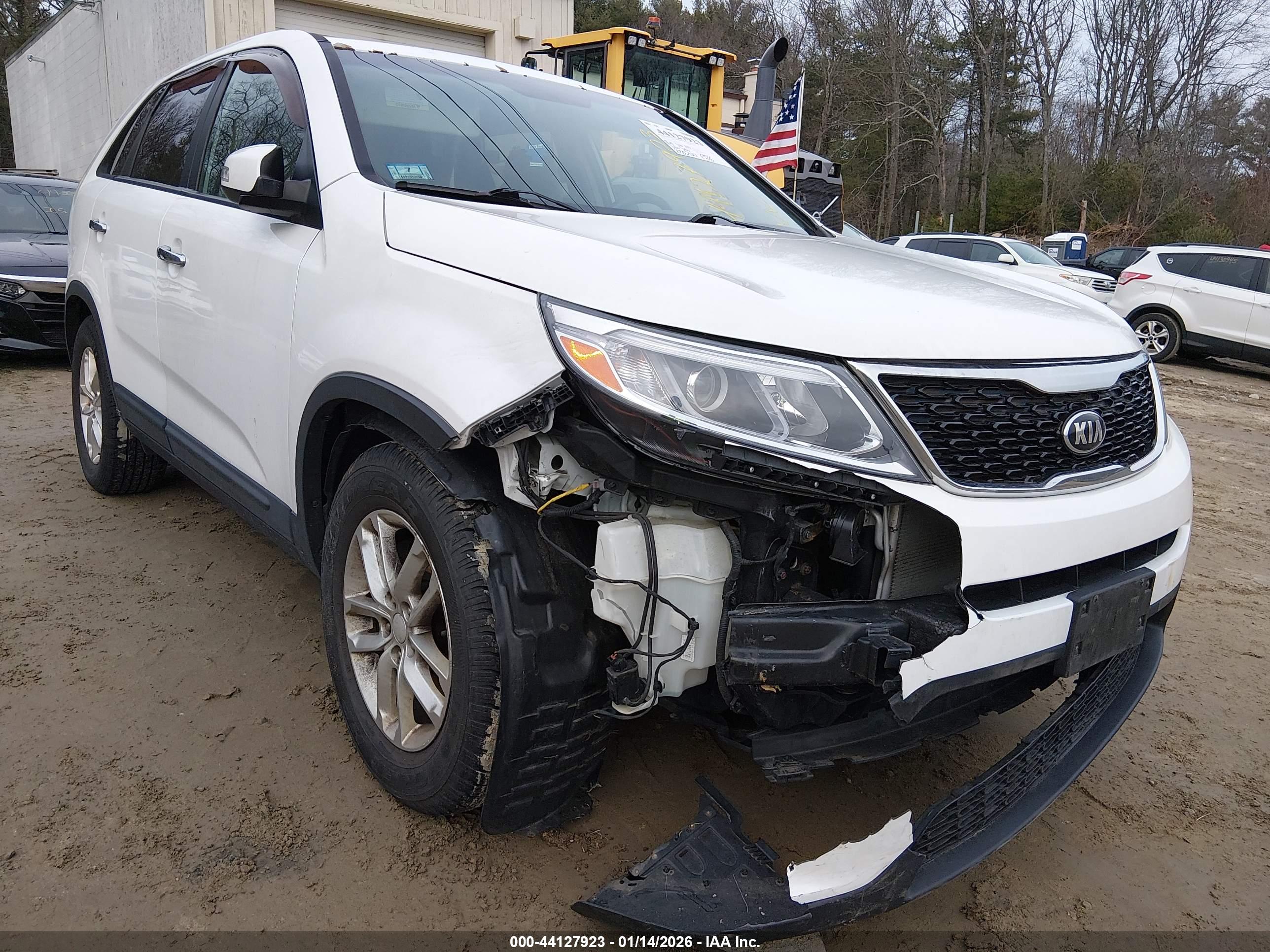 KIA SORENTO image 6