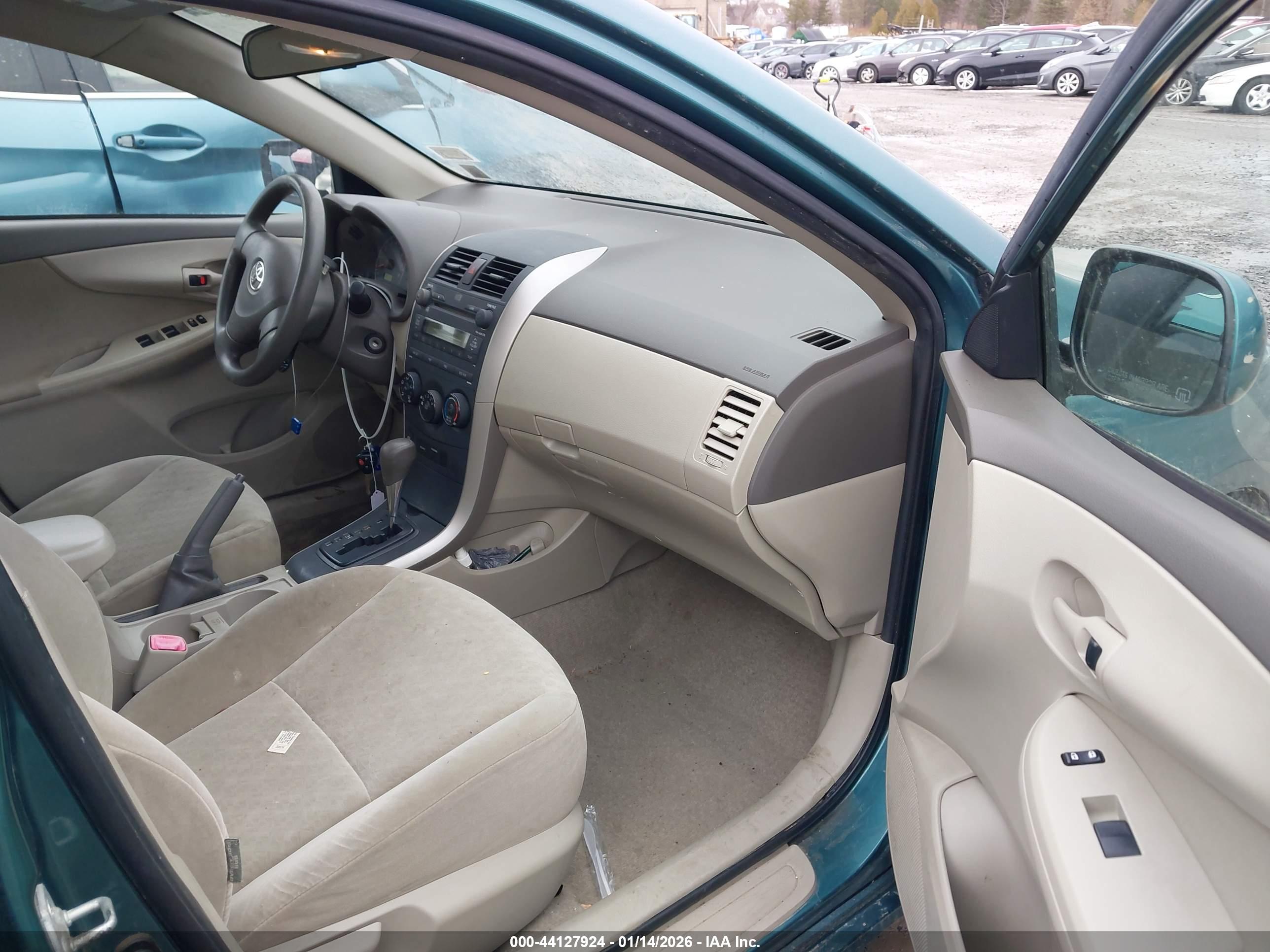 TOYOTA COROLLA image 5