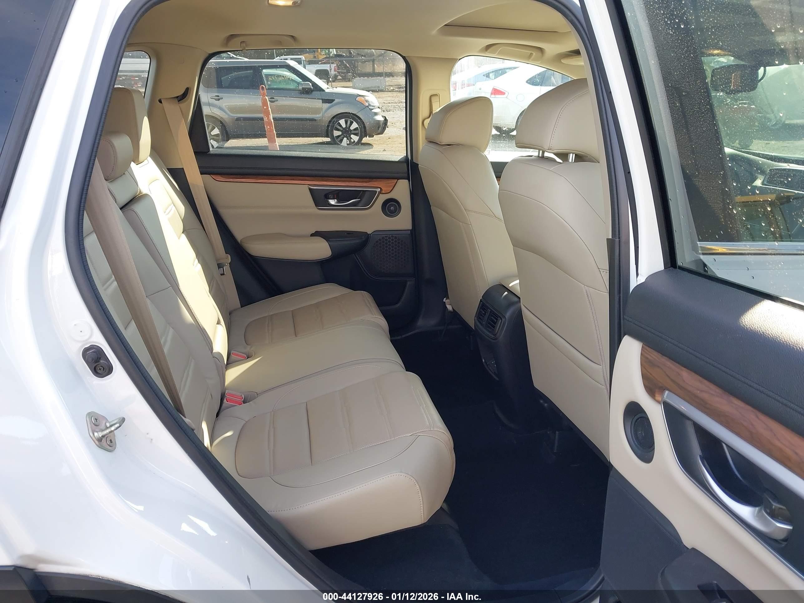 HONDA CR-V image 8