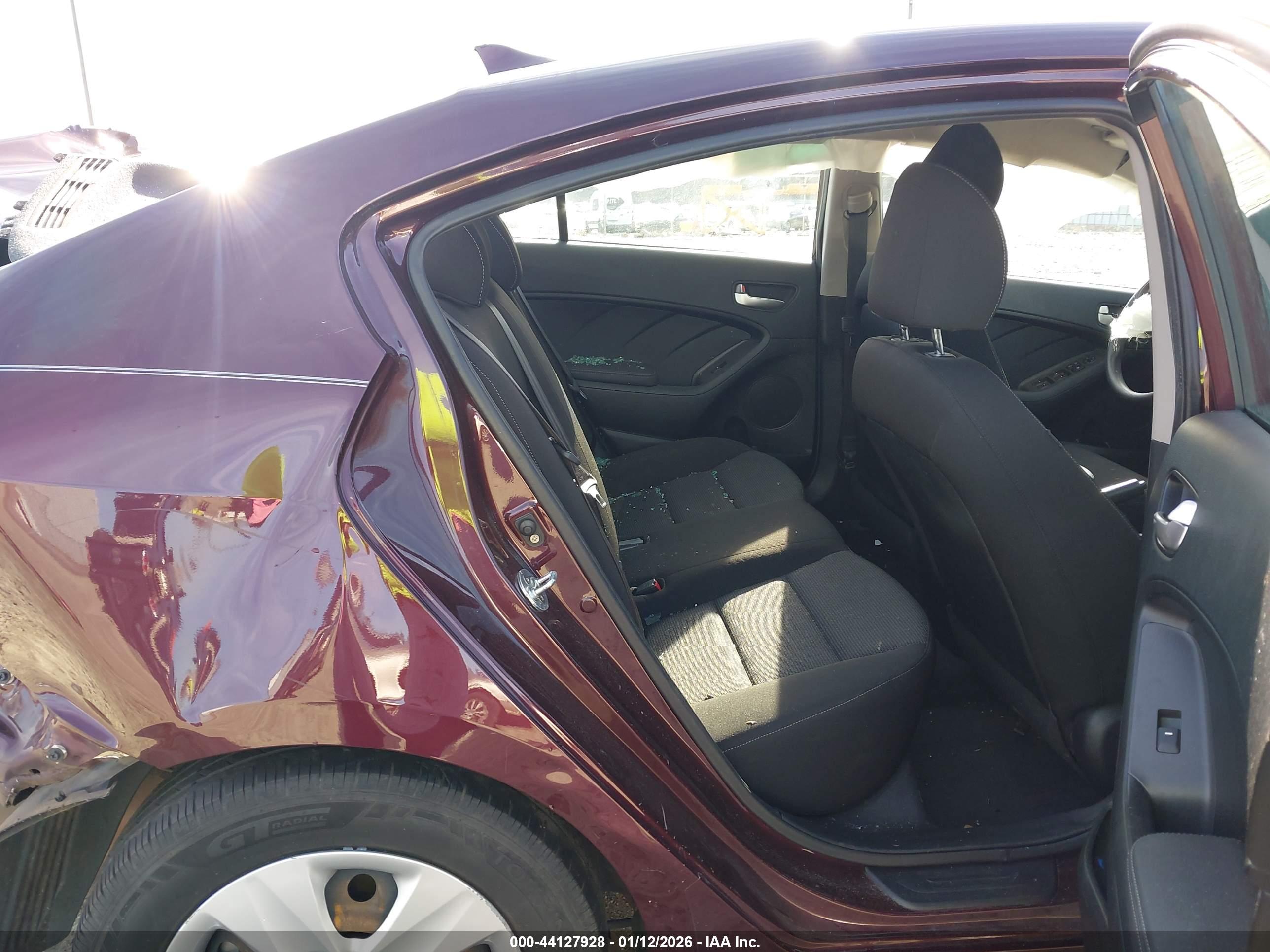 KIA FORTE image 8