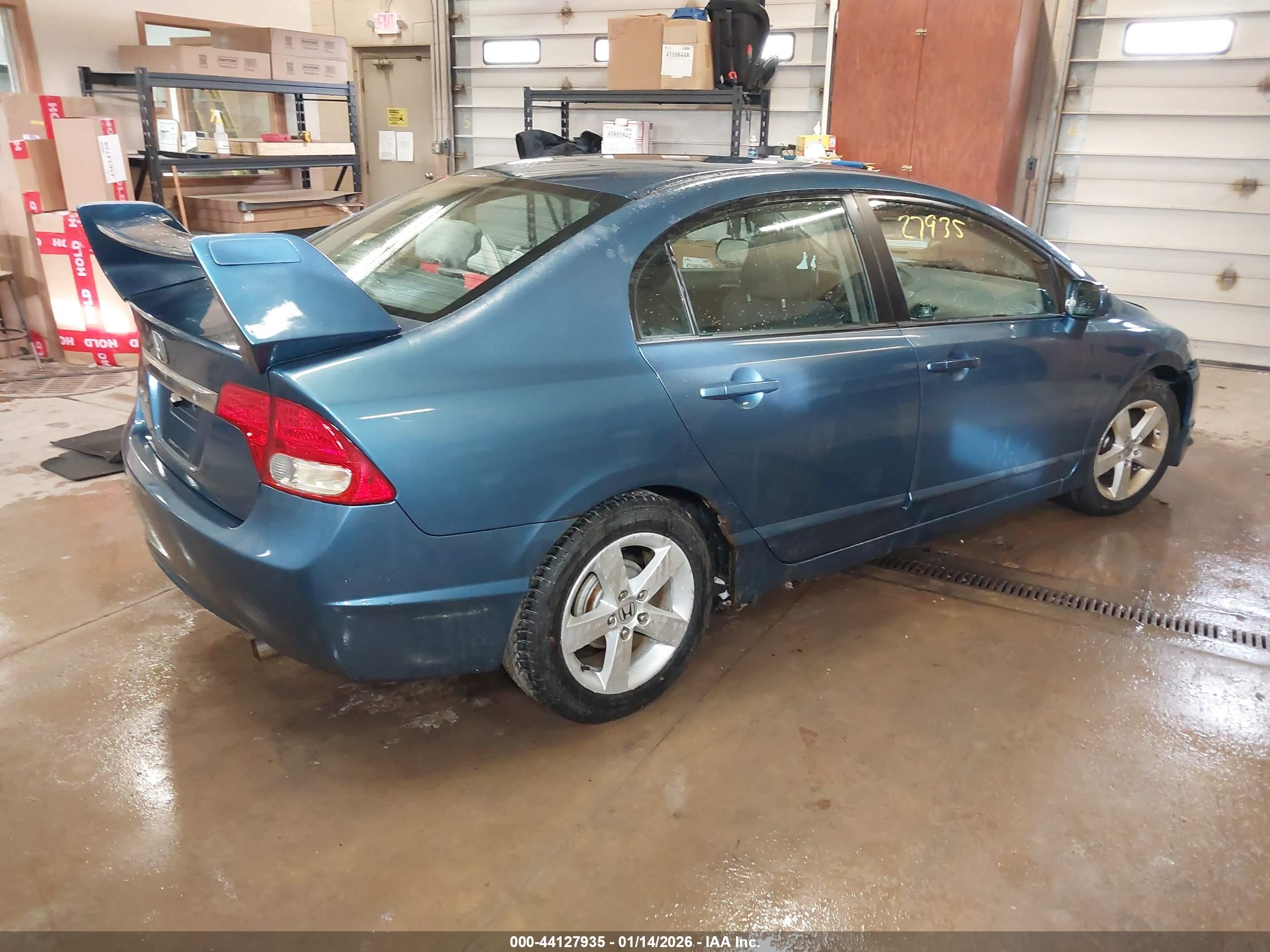 HONDA CIVIC image 4