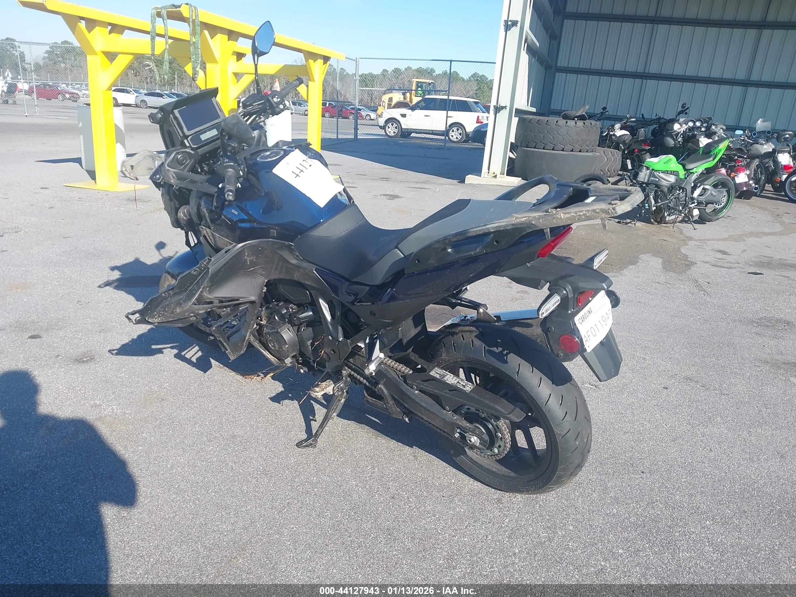 HONDA NT1100 image 3