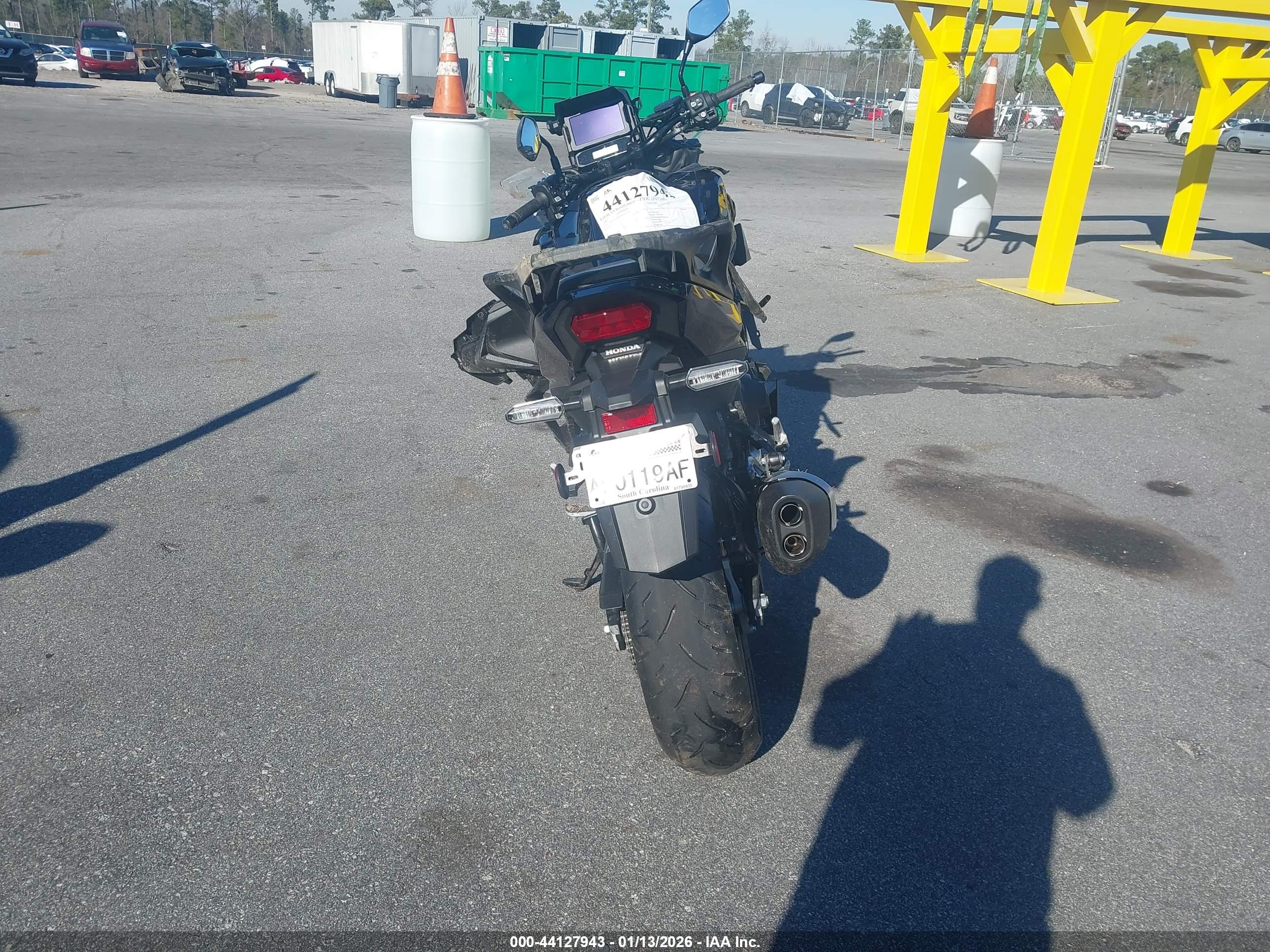 HONDA NT1100 image 6
