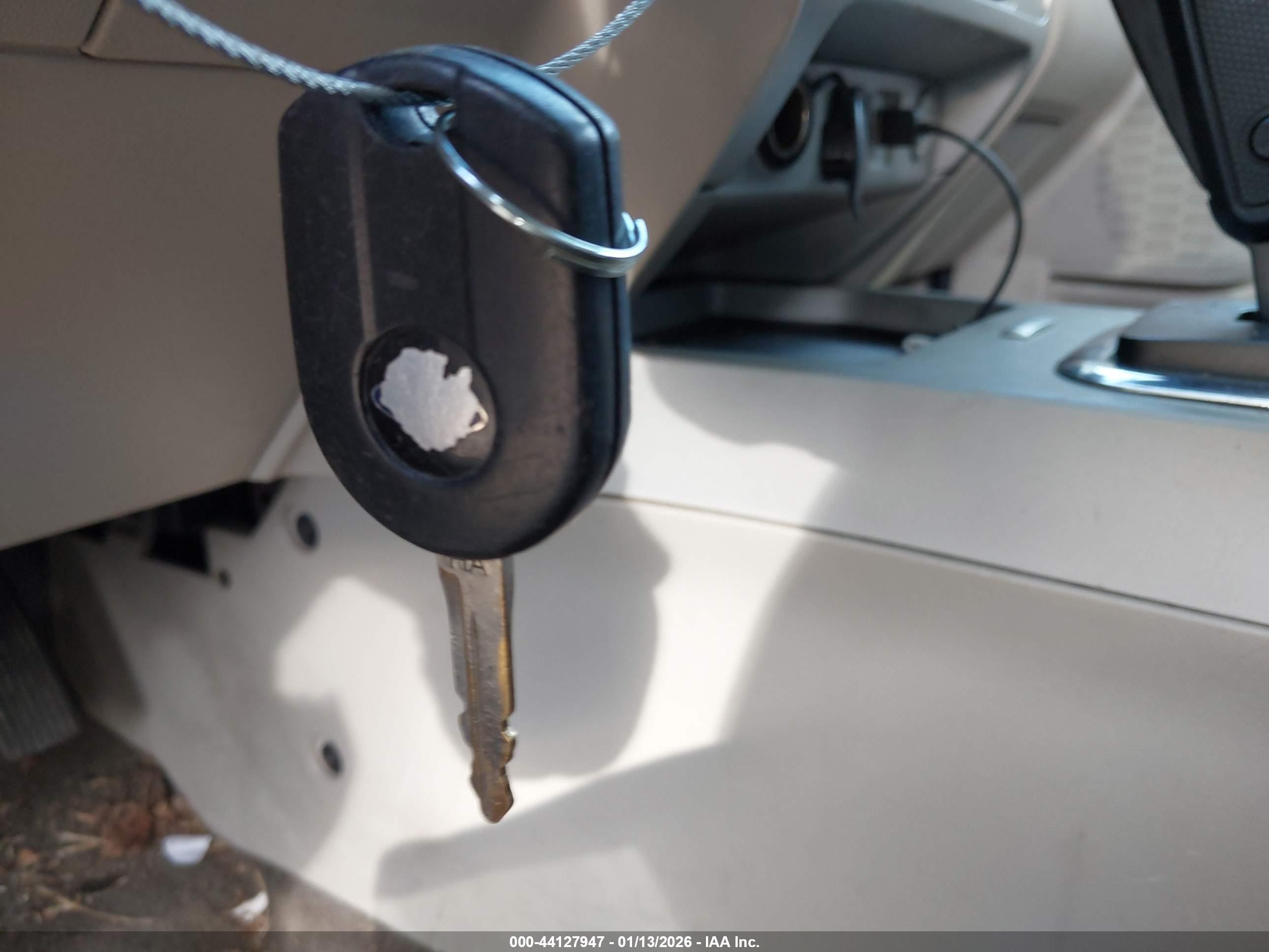 FORD ESCAPE image 11