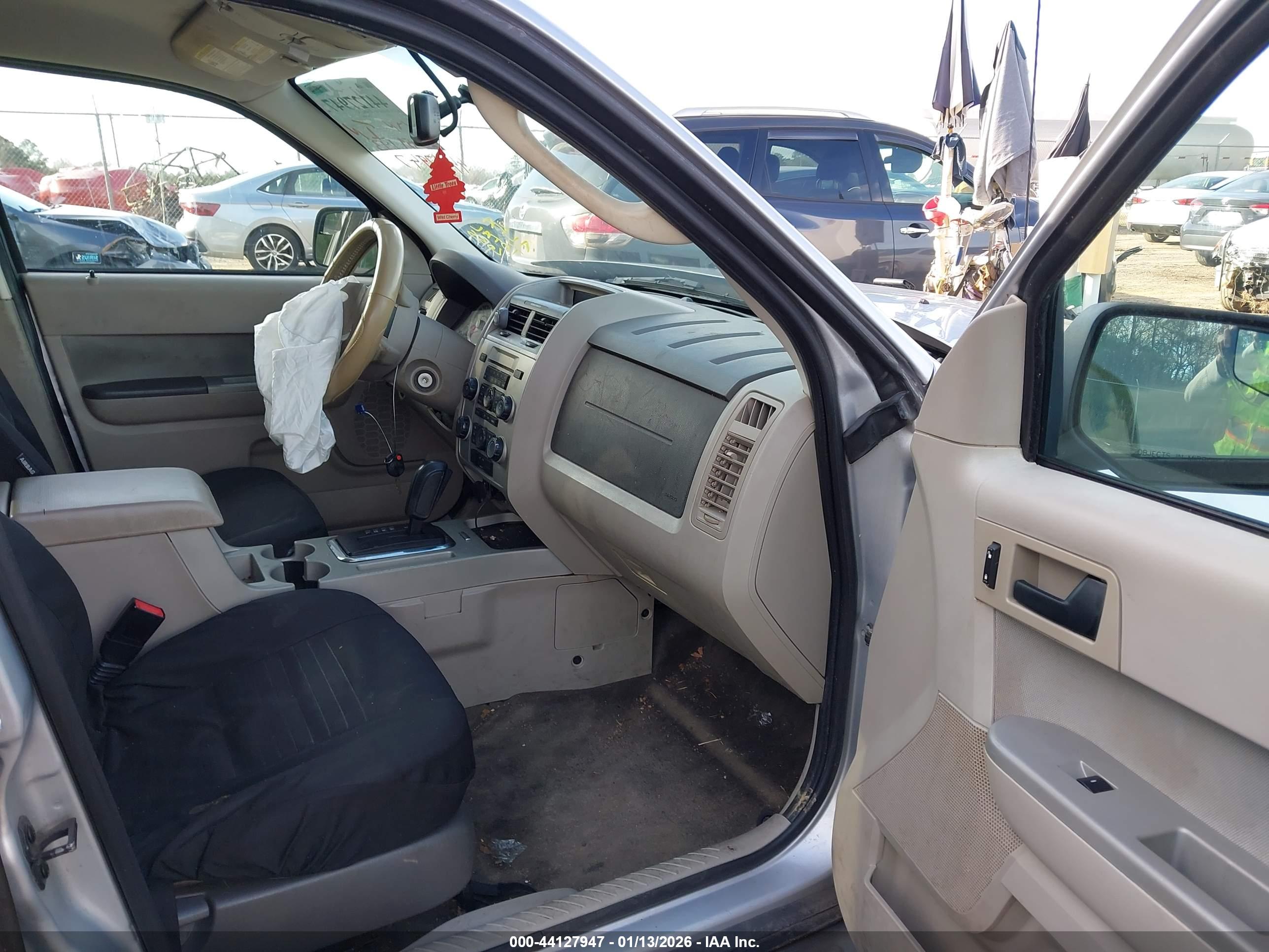FORD ESCAPE image 5