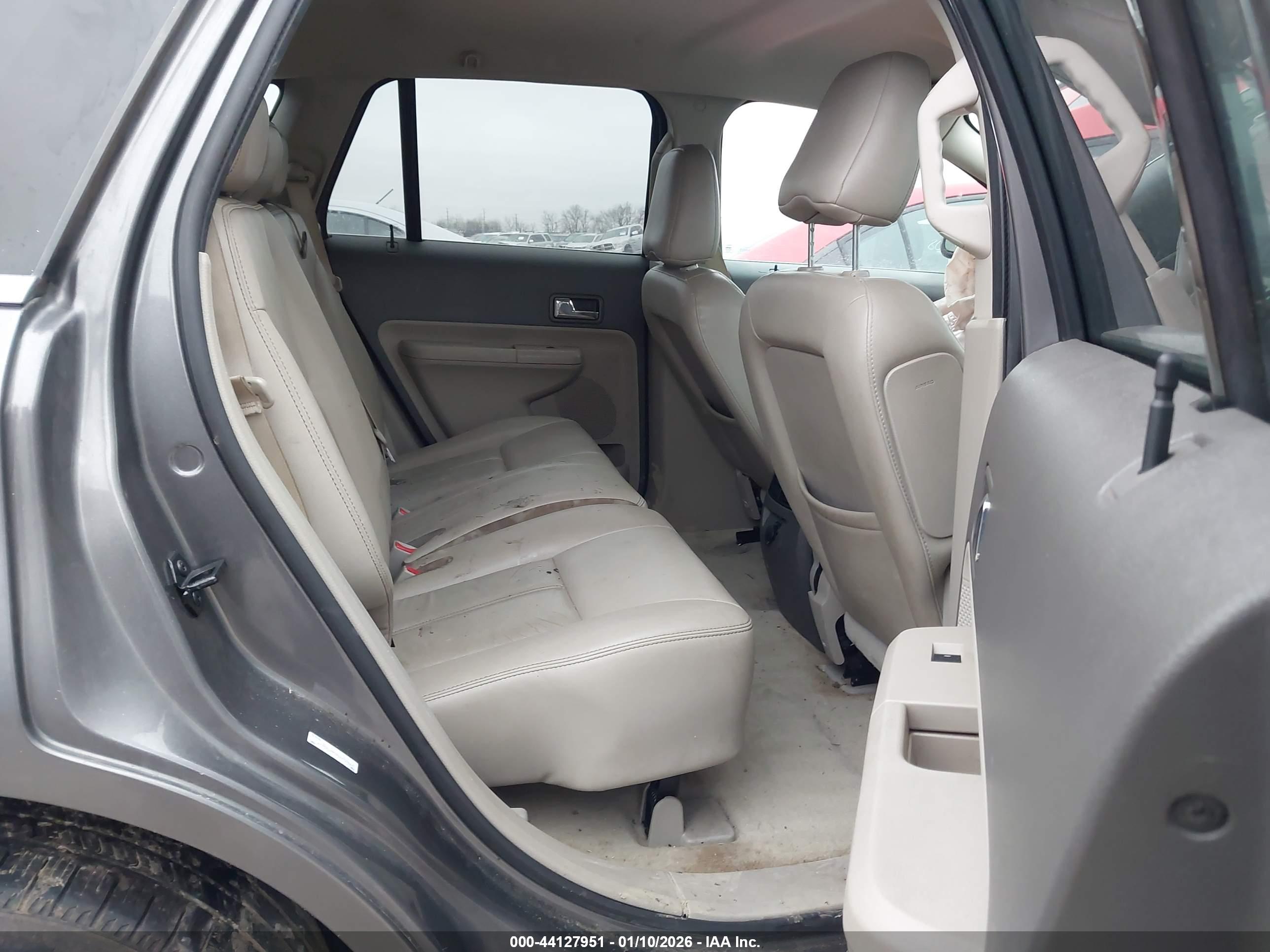 FORD EDGE image 8