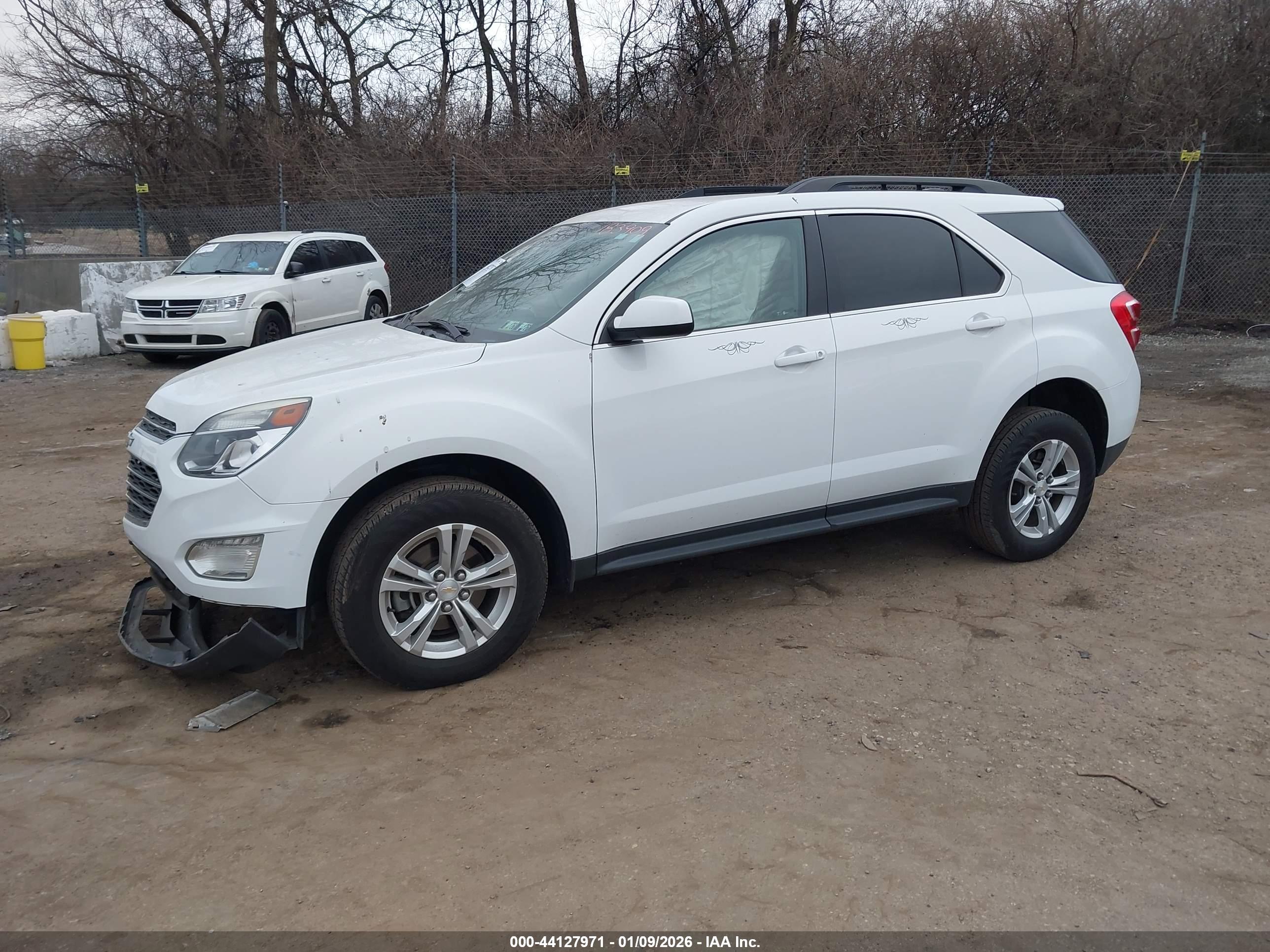 CHEVROLET EQUINOX image 2