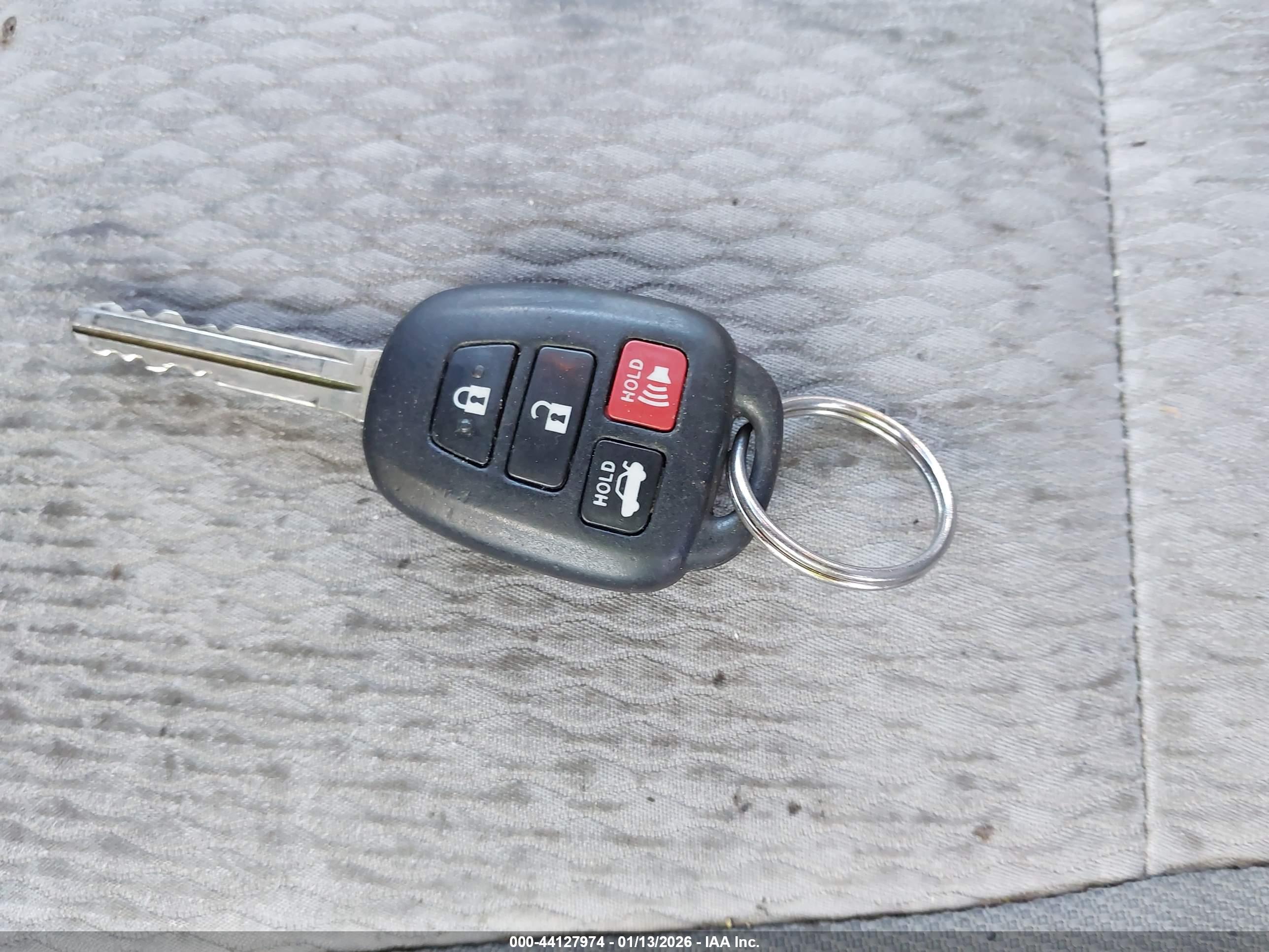 TOYOTA COROLLA image 11