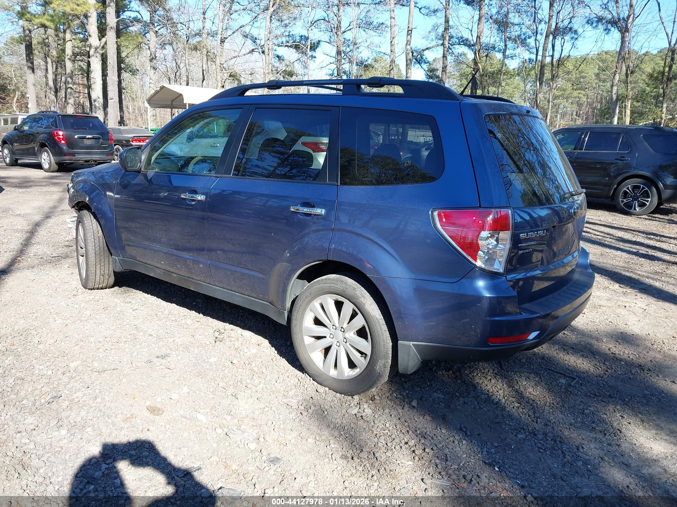 SUBARU FORESTER image 3