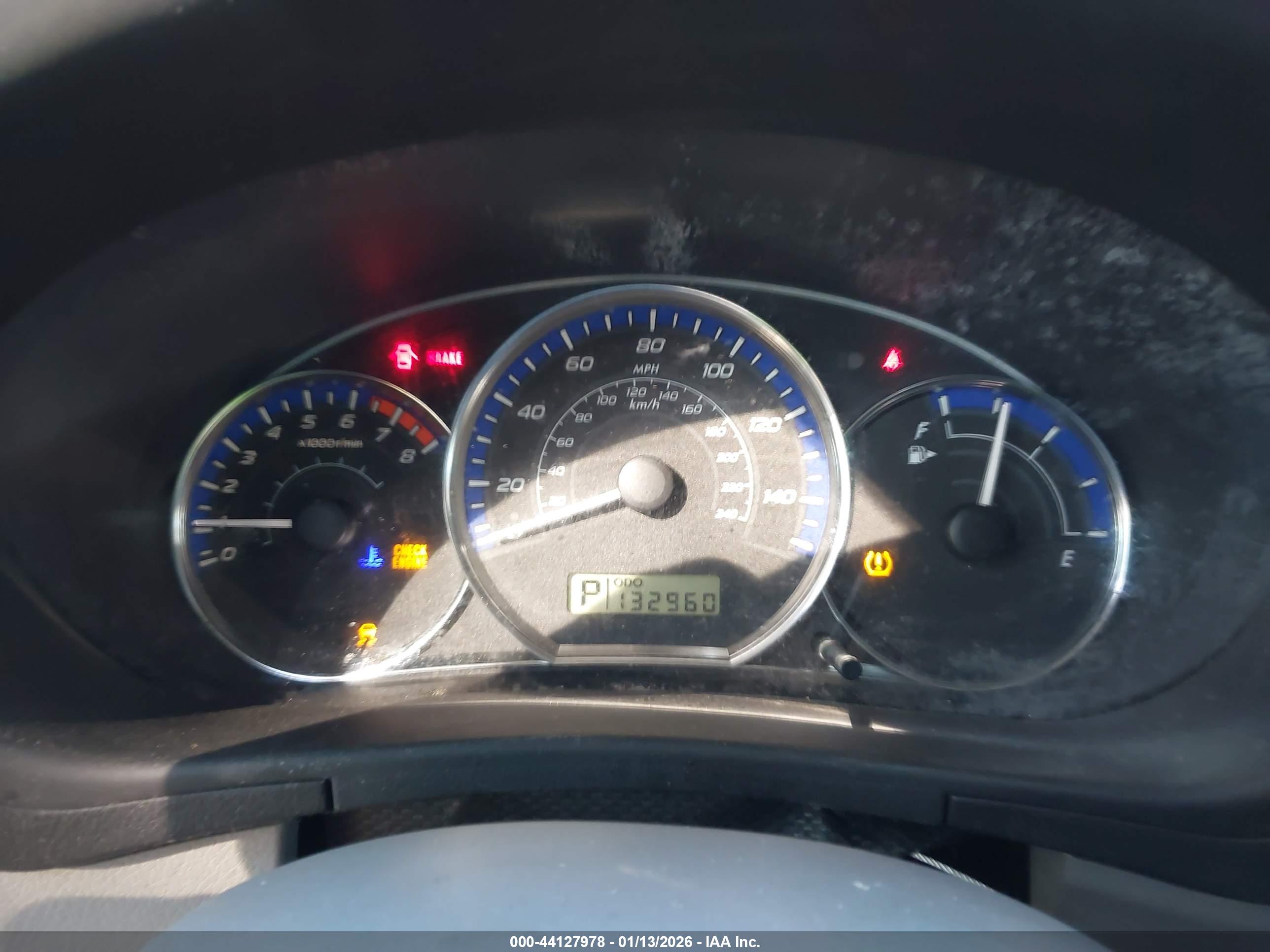 SUBARU FORESTER image 7