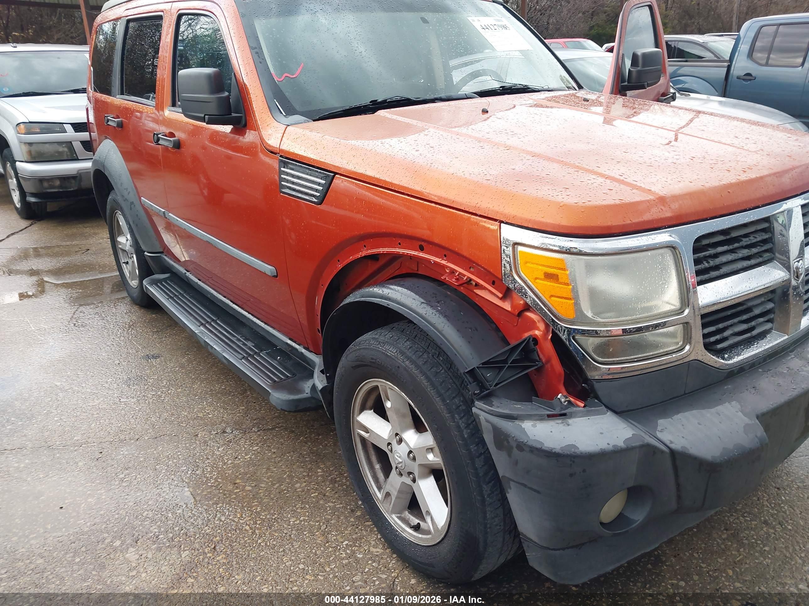 DODGE NITRO image 6