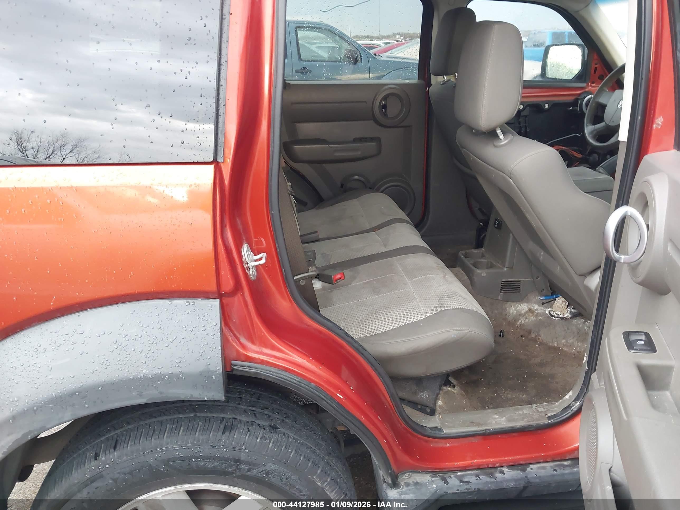 DODGE NITRO image 8