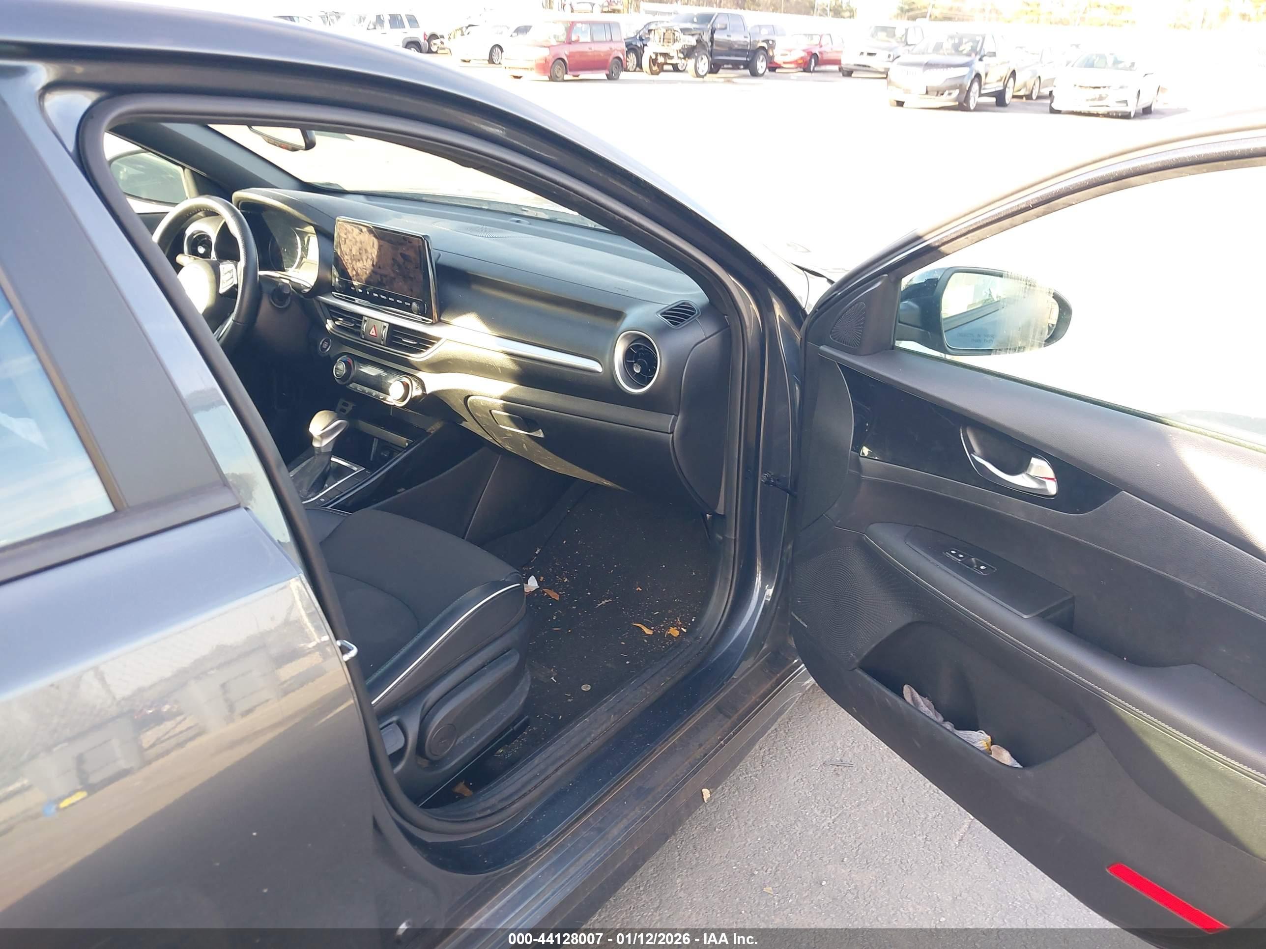 KIA FORTE image 5