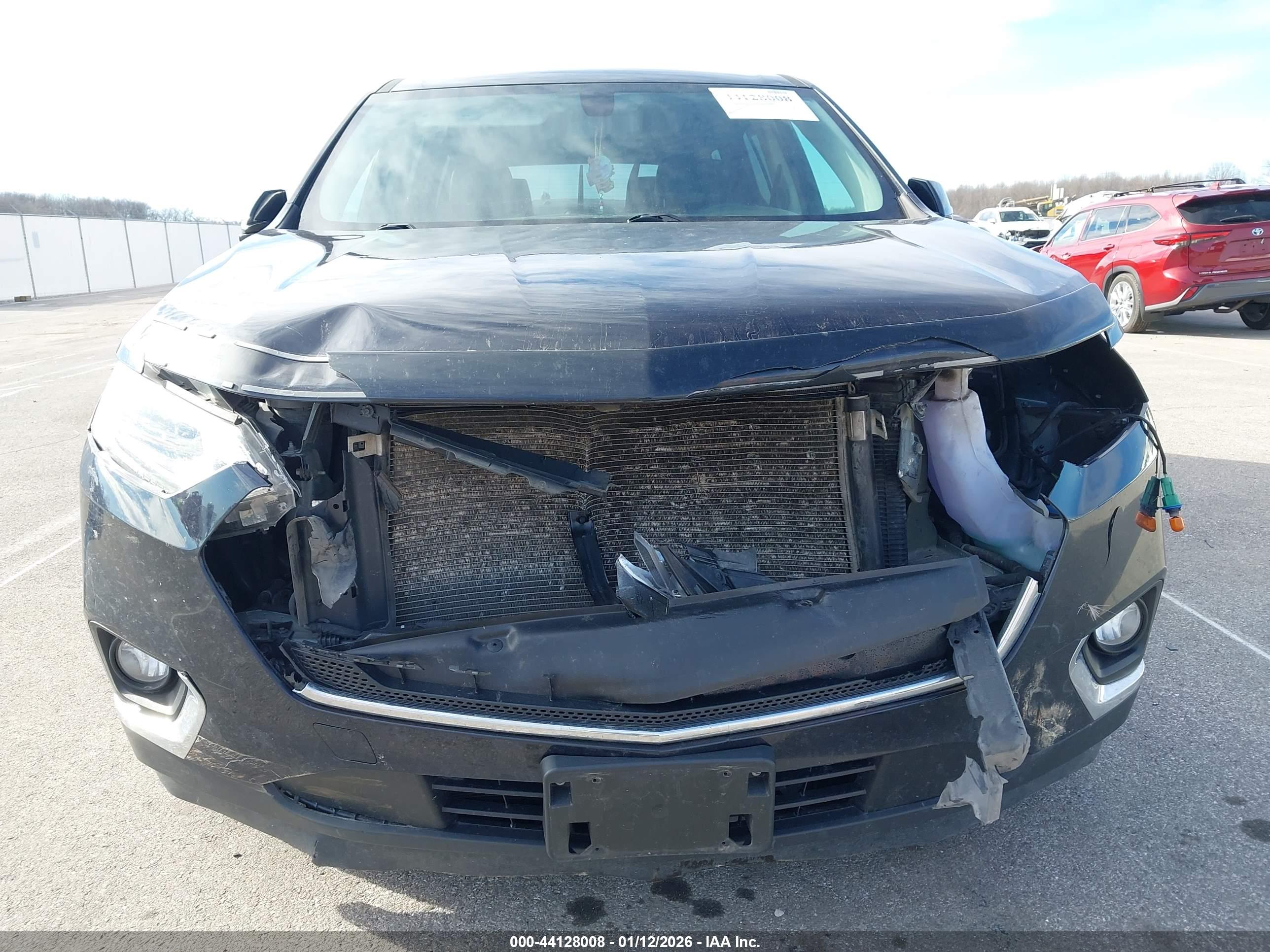 CHEVROLET TRAVERSE image 6