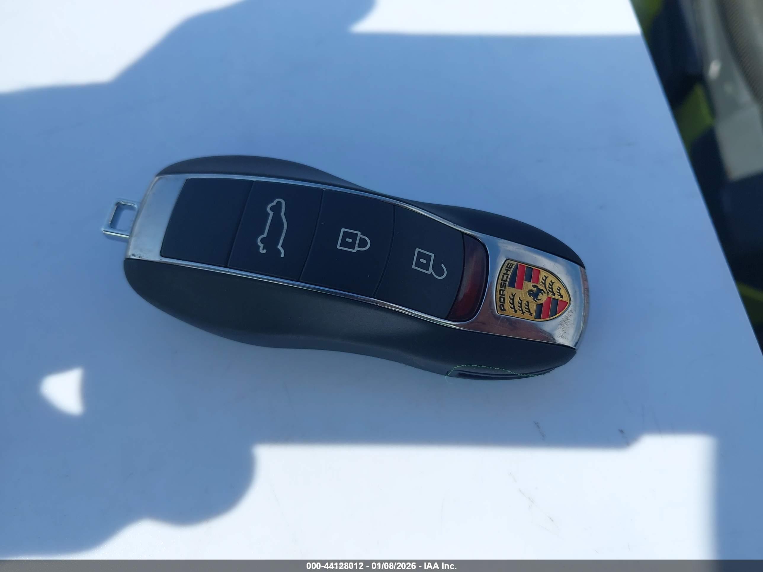 PORSCHE CAYENNE image 11