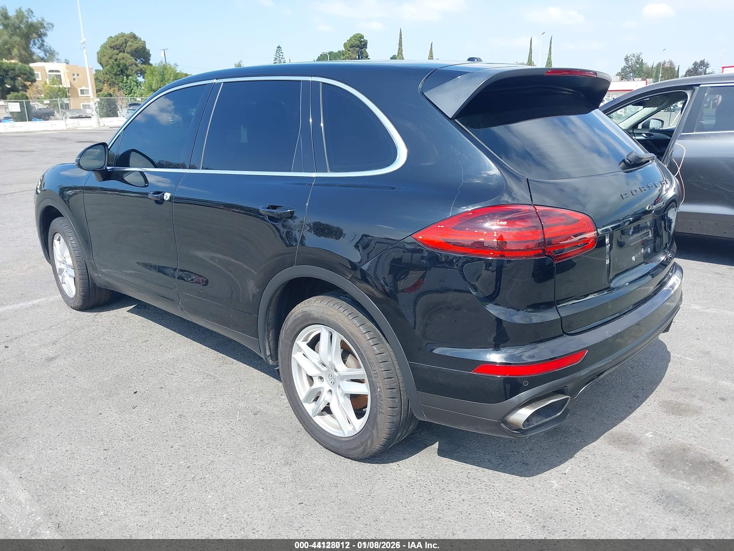 PORSCHE CAYENNE image 3