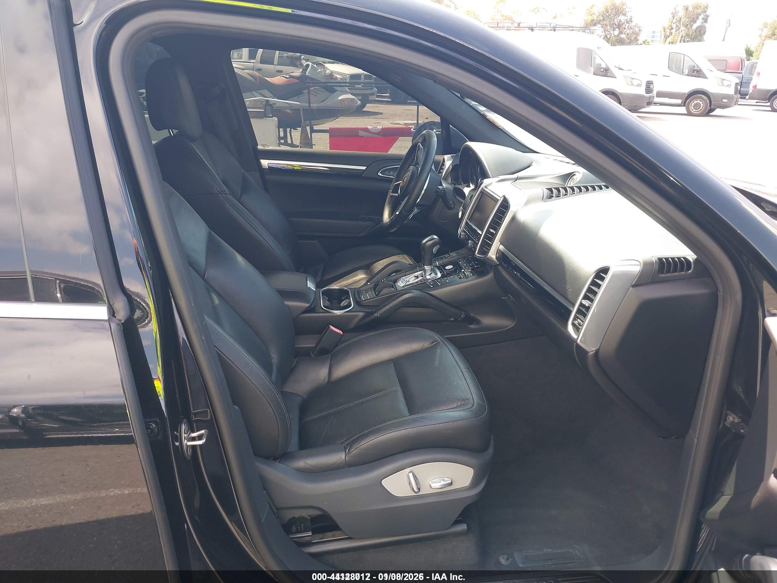 PORSCHE CAYENNE image 5