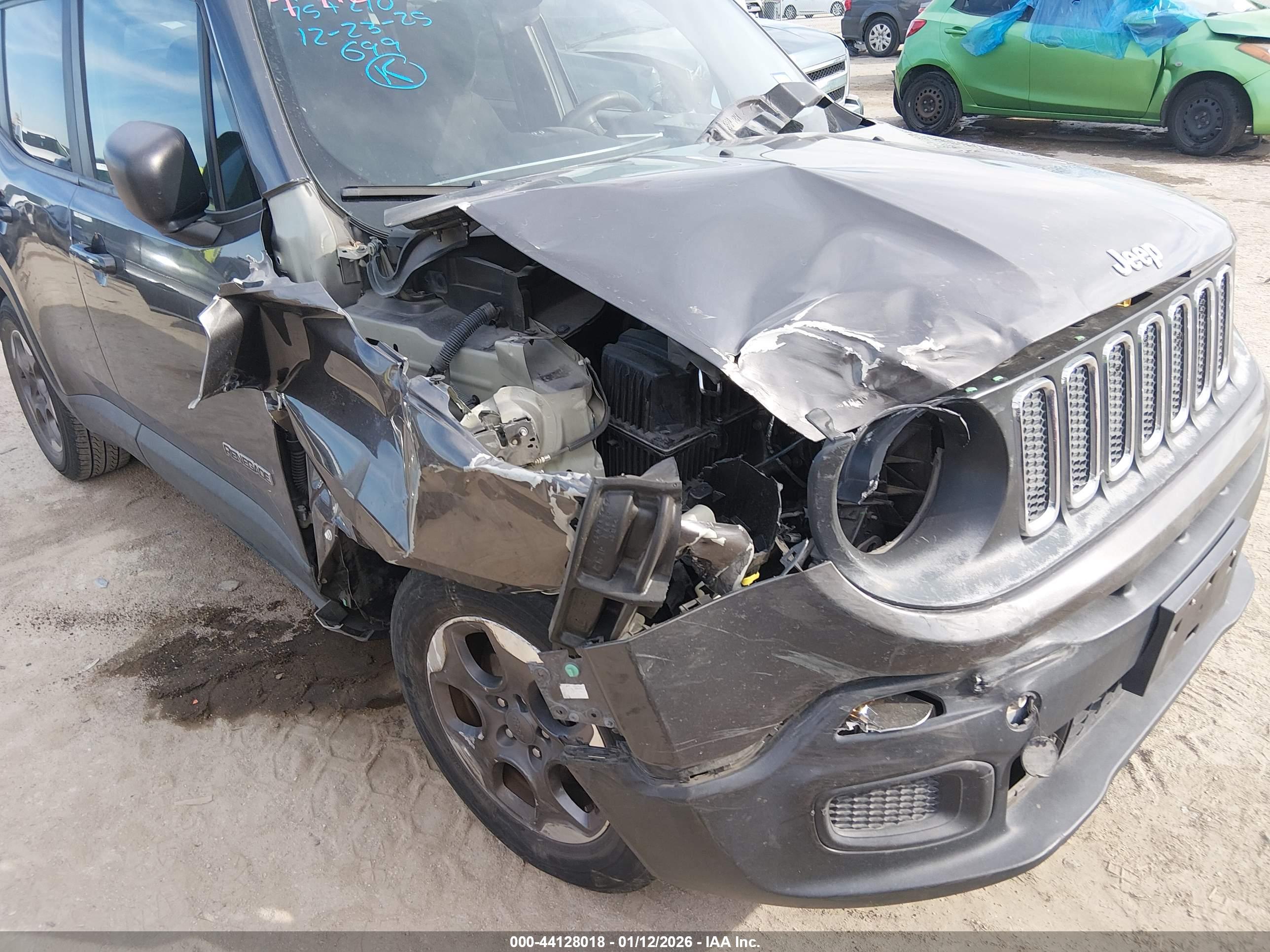 JEEP RENEGADE image 6