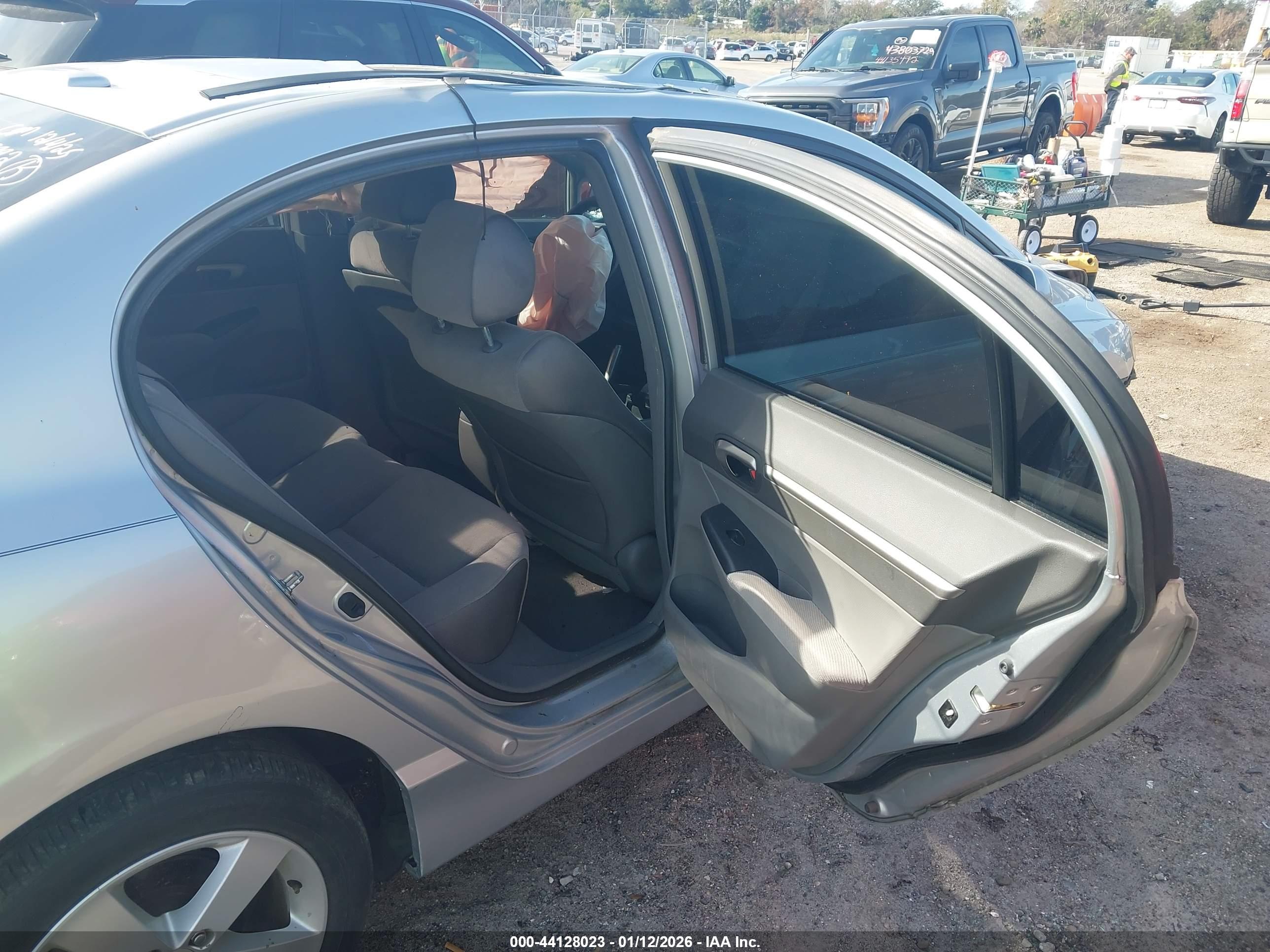 HONDA CIVIC image 8