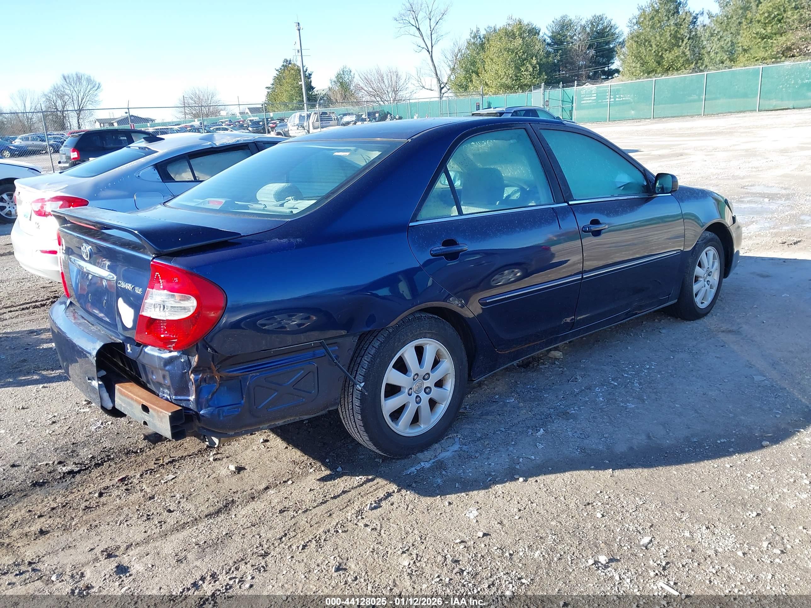 TOYOTA CAMRY image 4