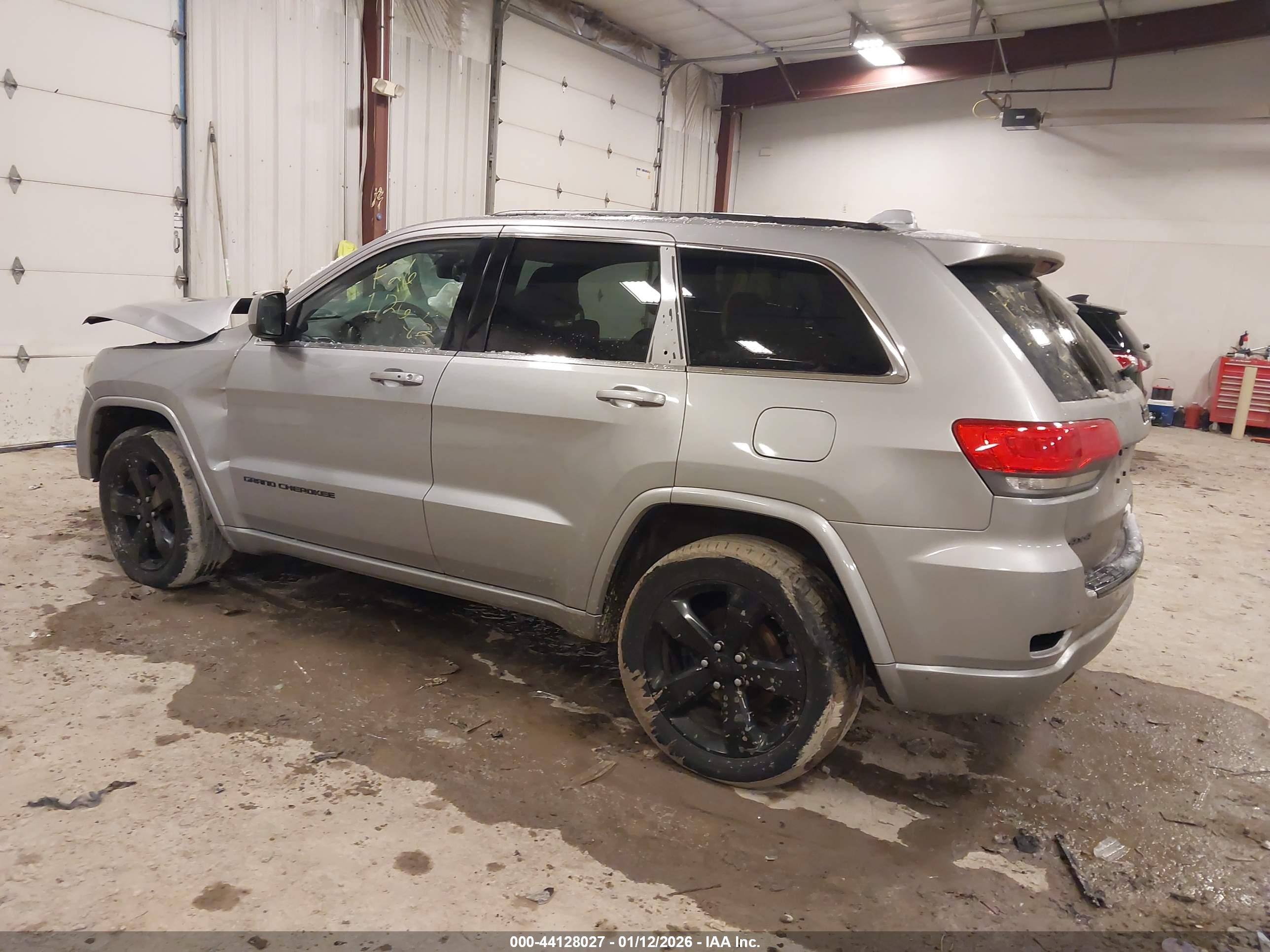 JEEP GRAND image 3