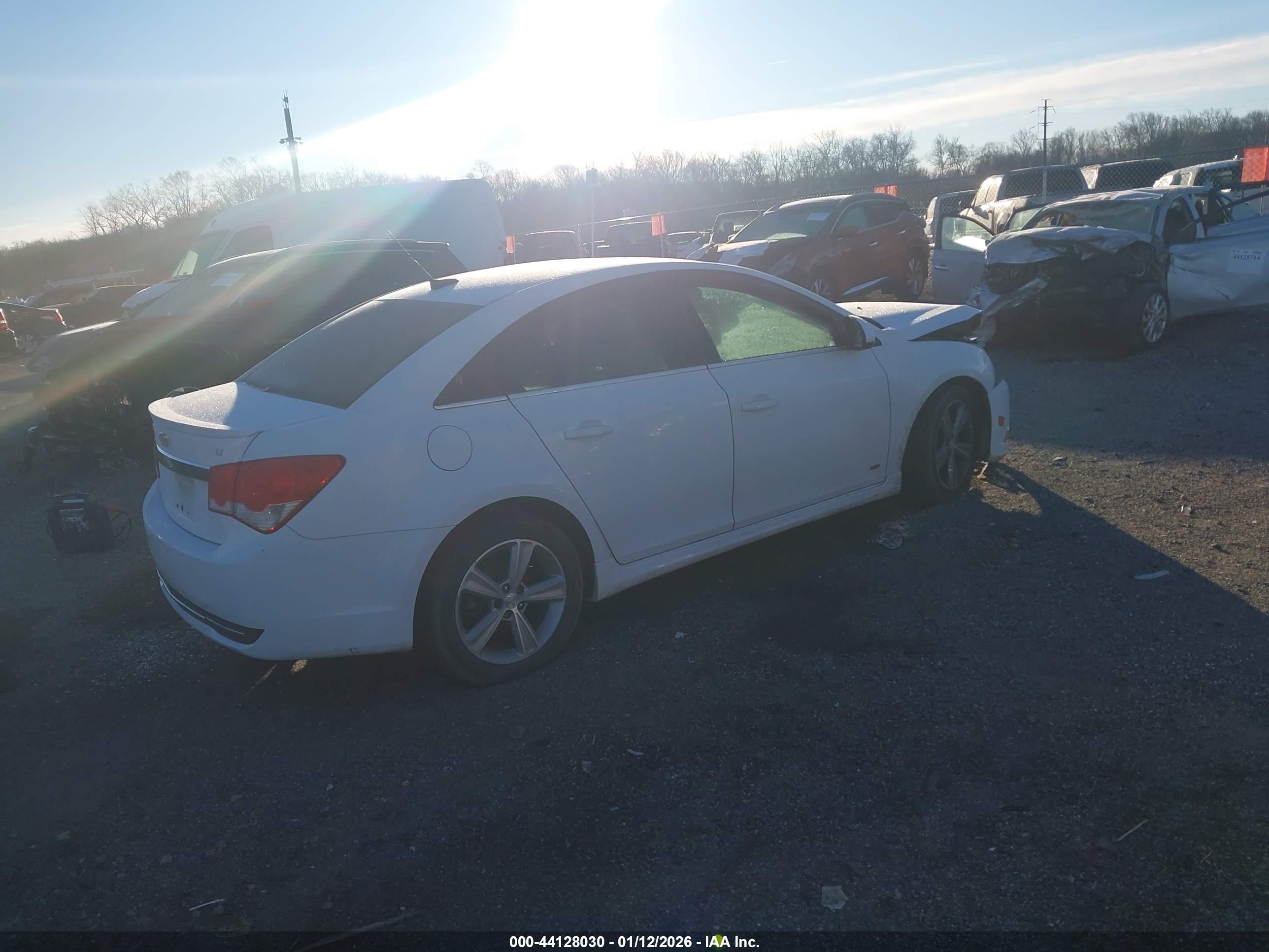CHEVROLET CRUZE image 4