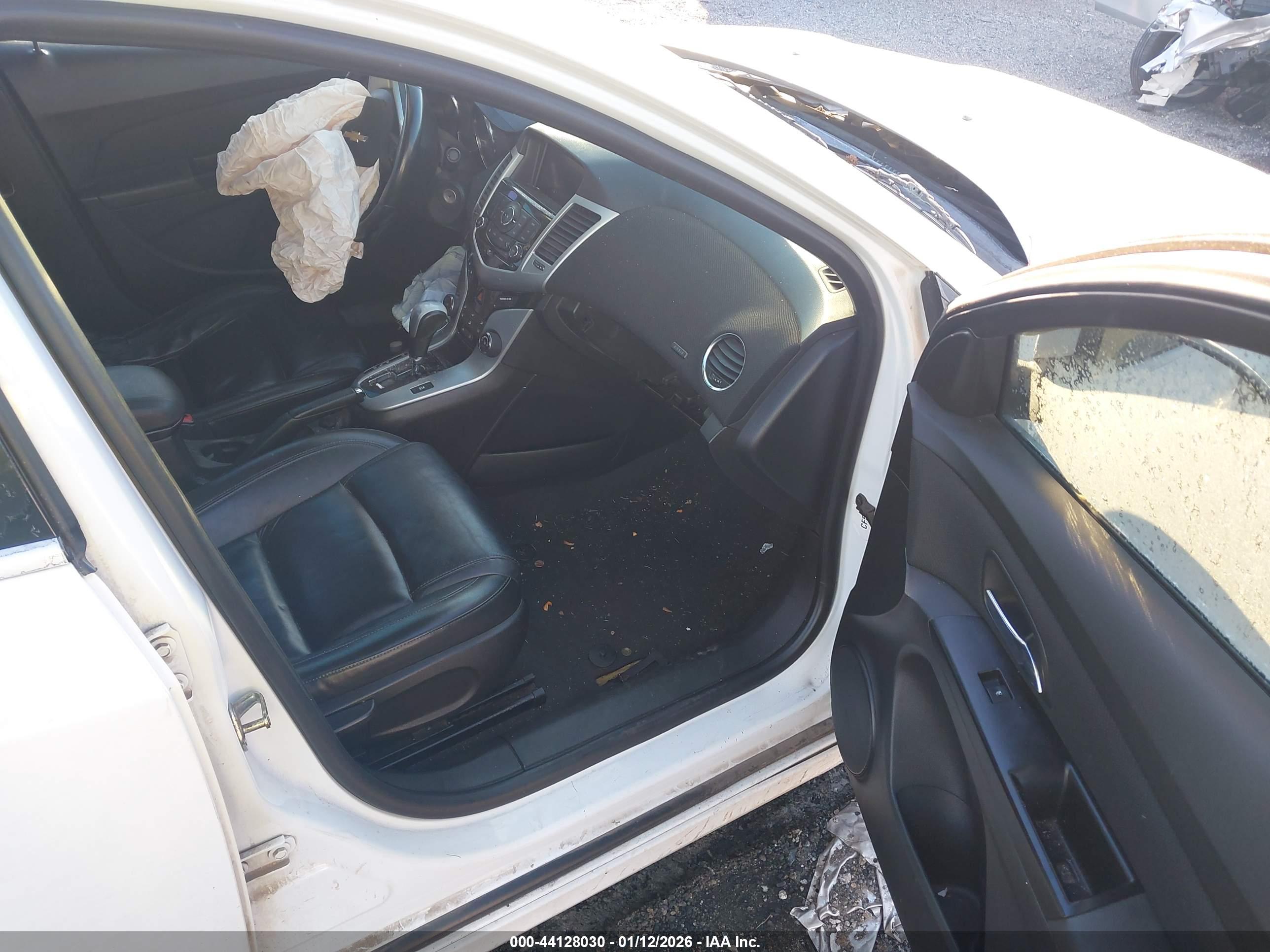 CHEVROLET CRUZE image 5