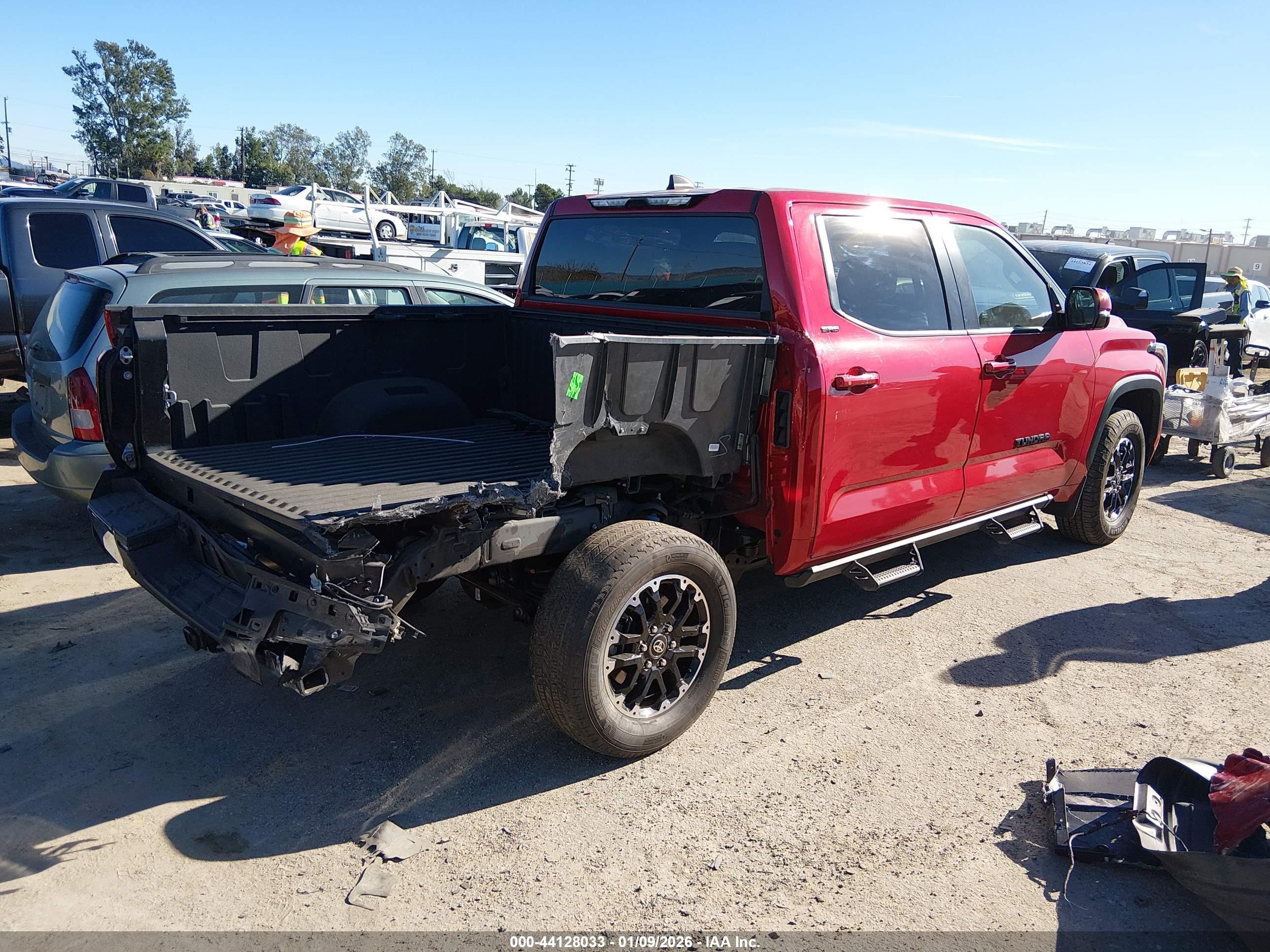TOYOTA TUNDRA image 4