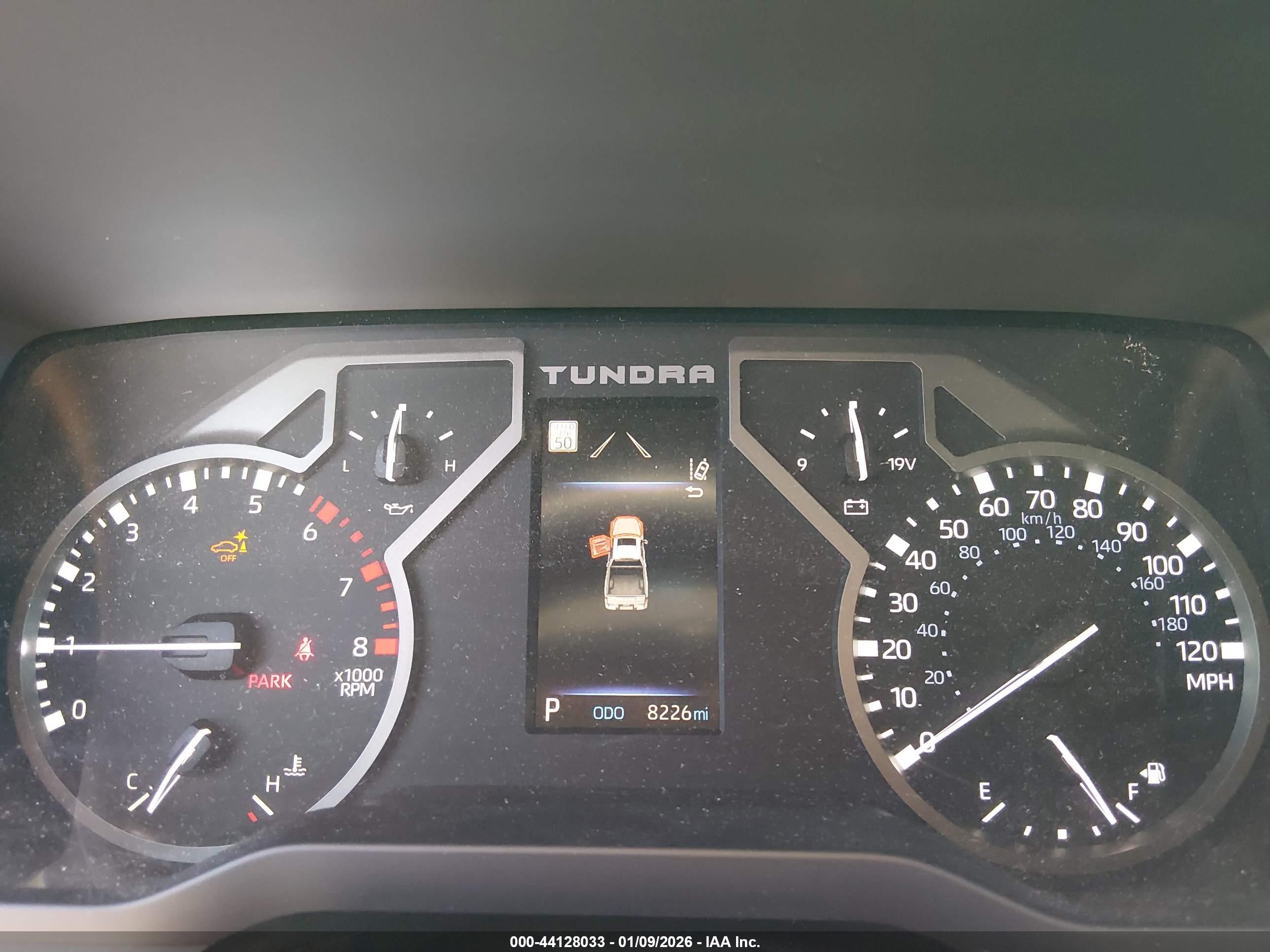 TOYOTA TUNDRA image 7
