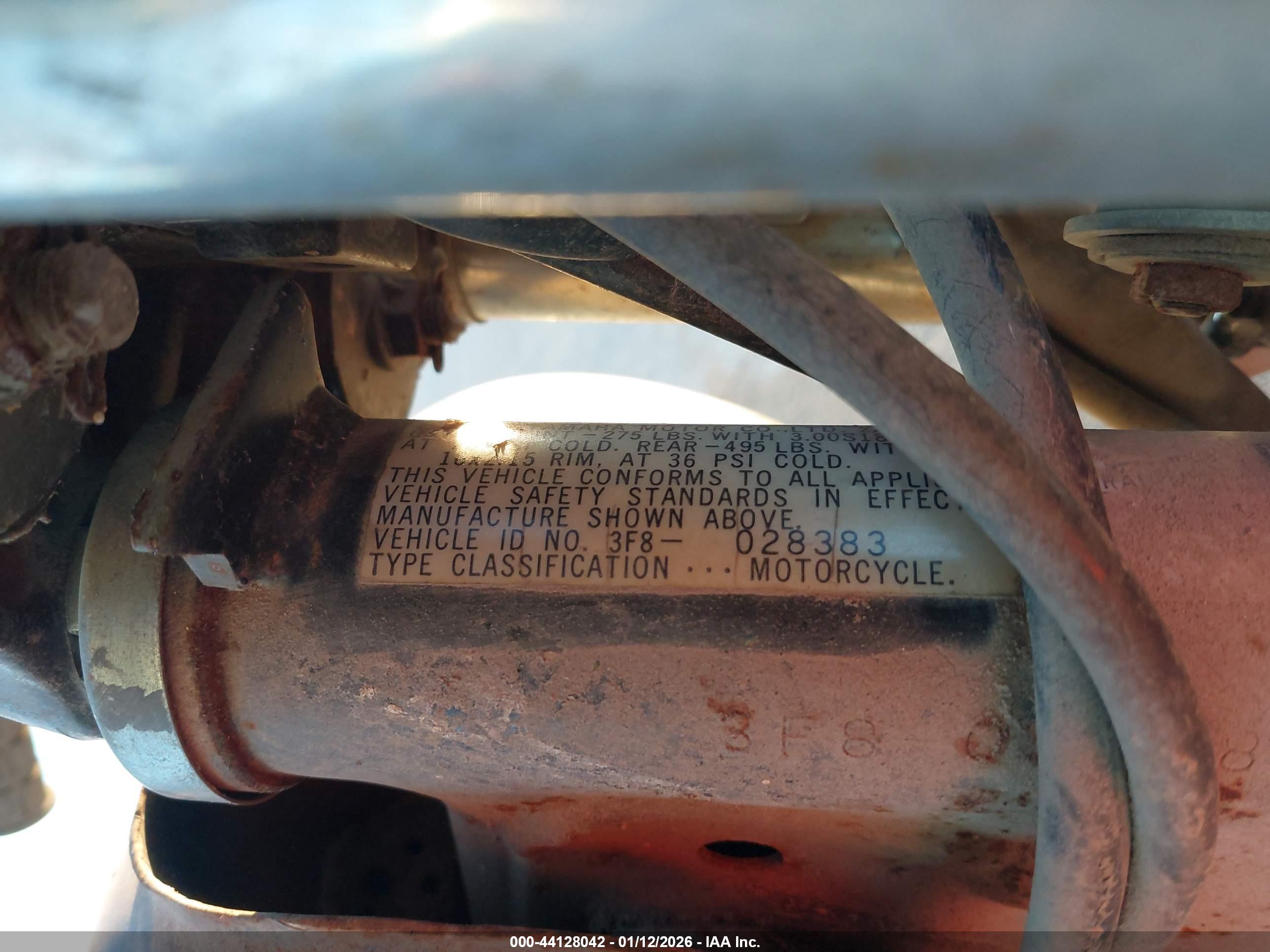 YAMAHA XS400 image 10