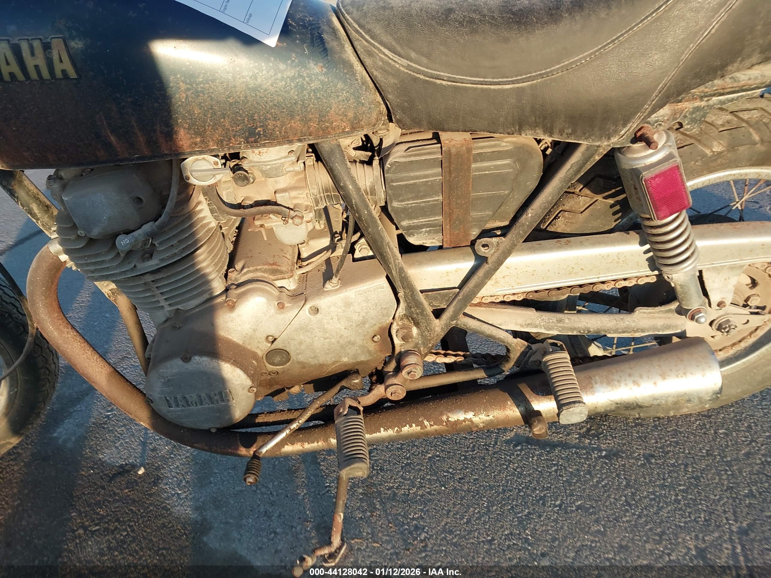 YAMAHA XS400 image 9