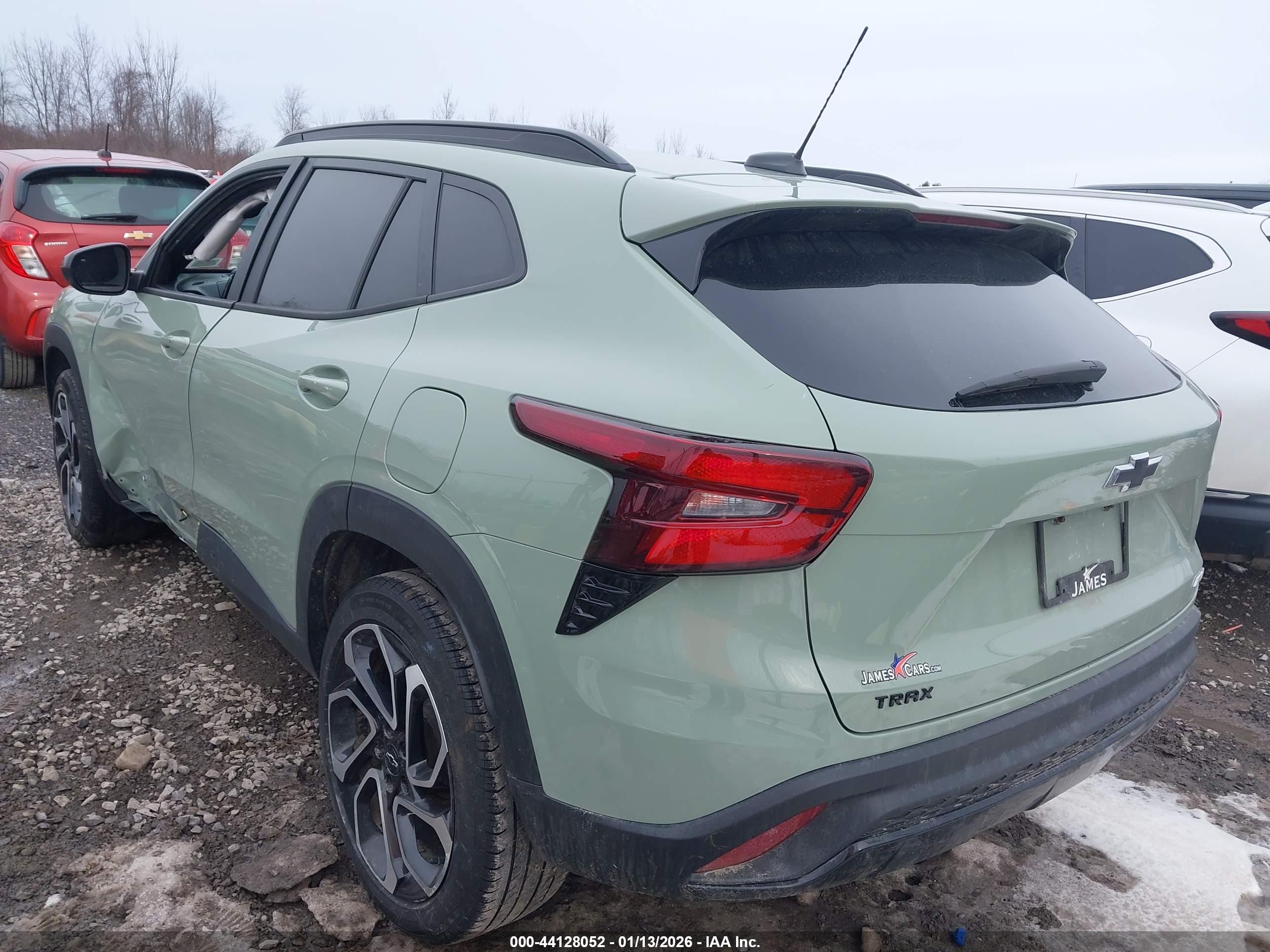 CHEVROLET TRAX image 3