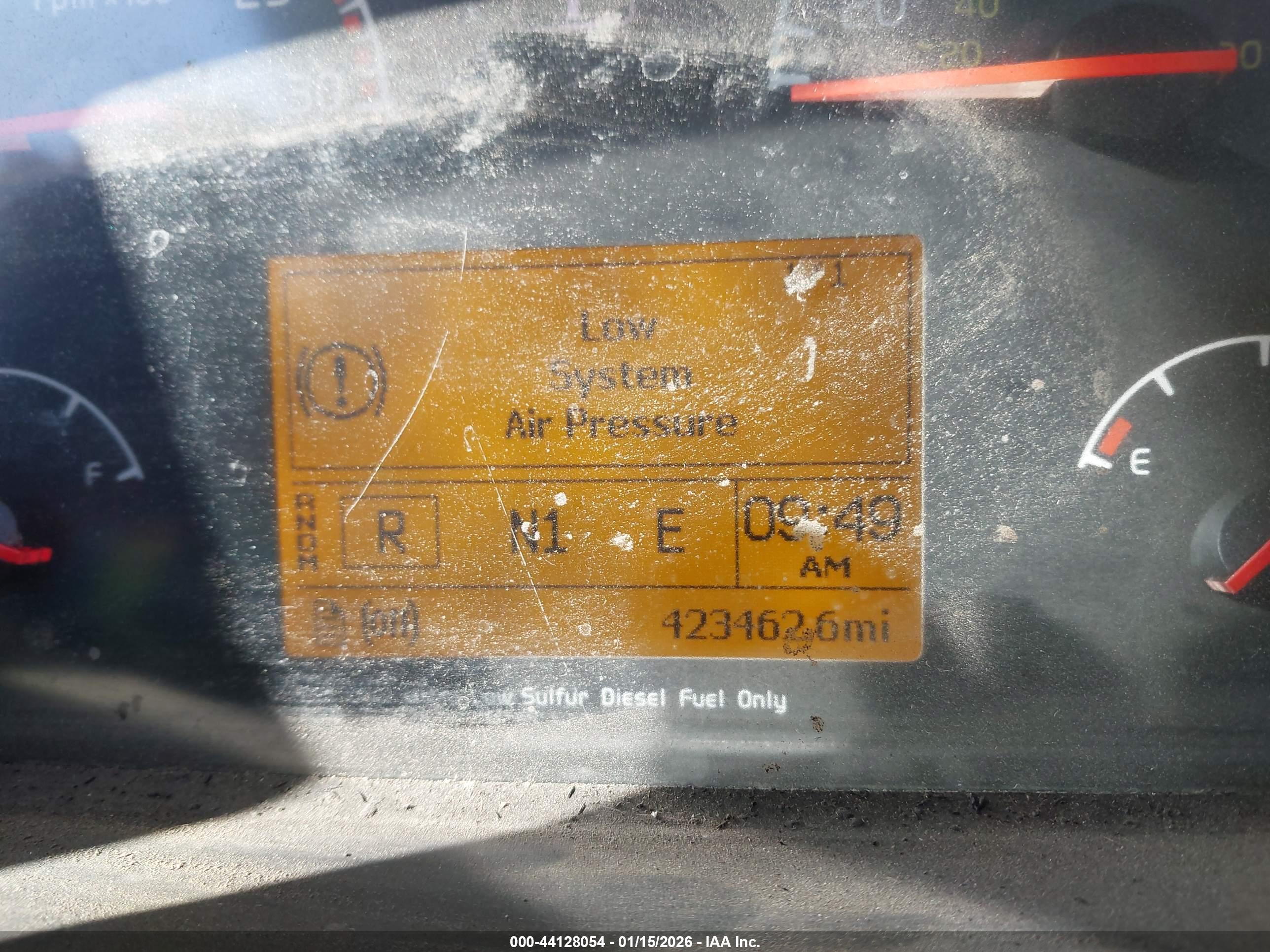 VOLVO VN image 6