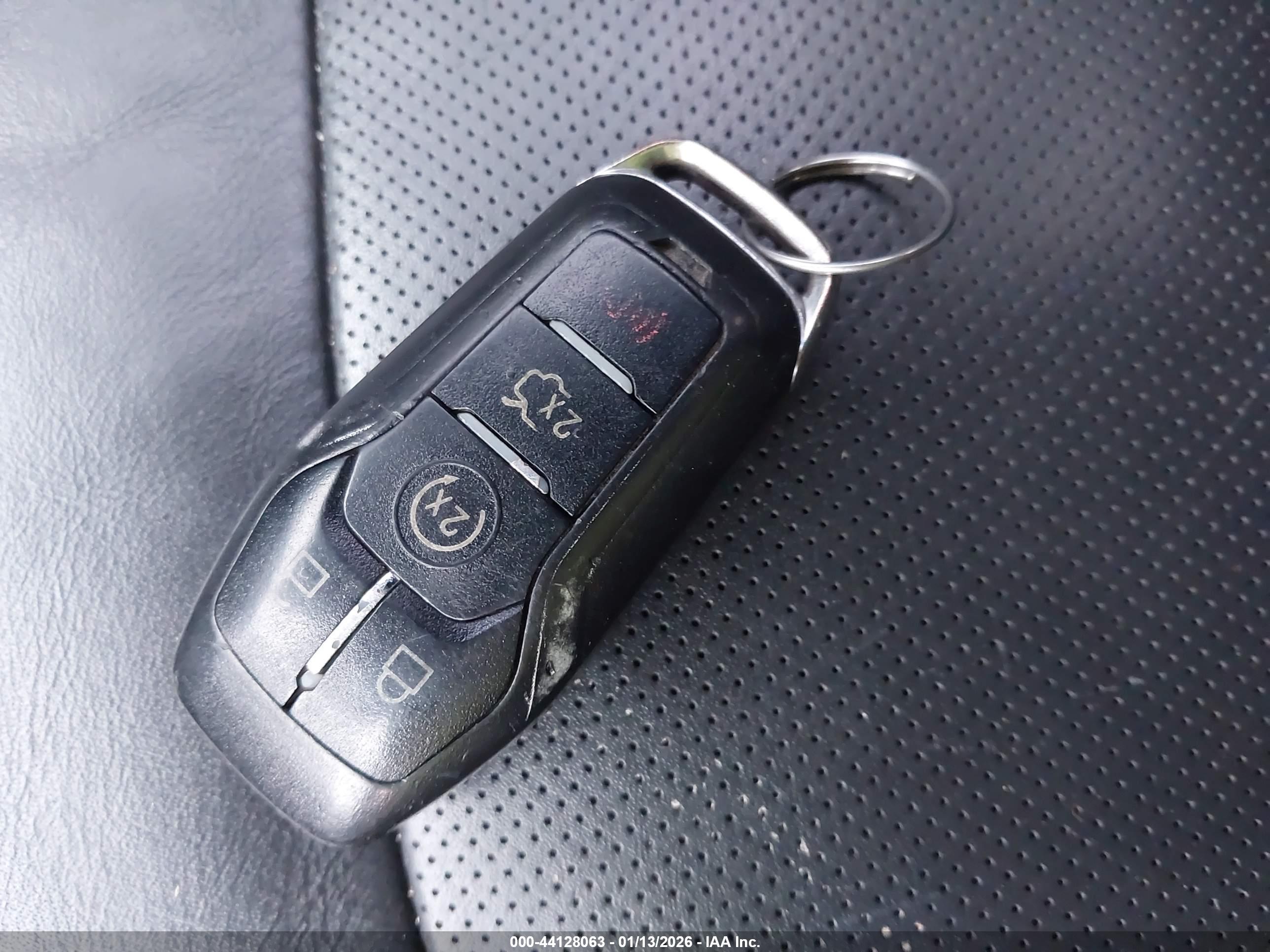 FORD EXPLORER image 11