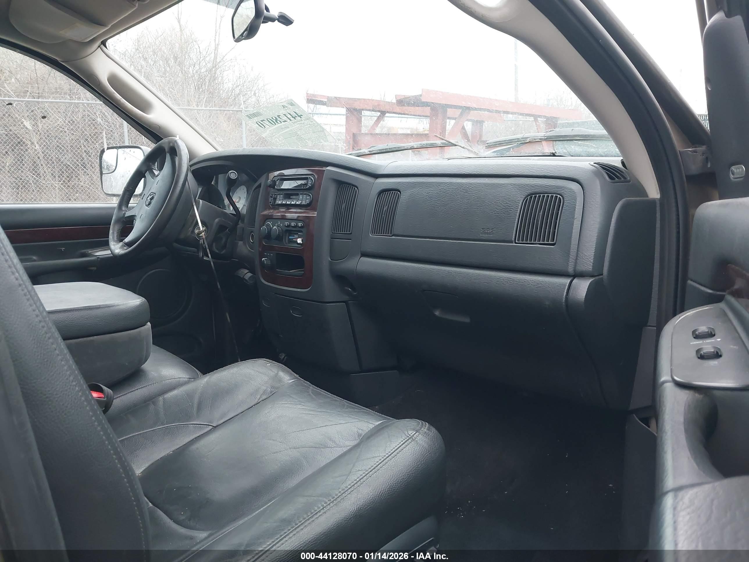 DODGE RAM image 5