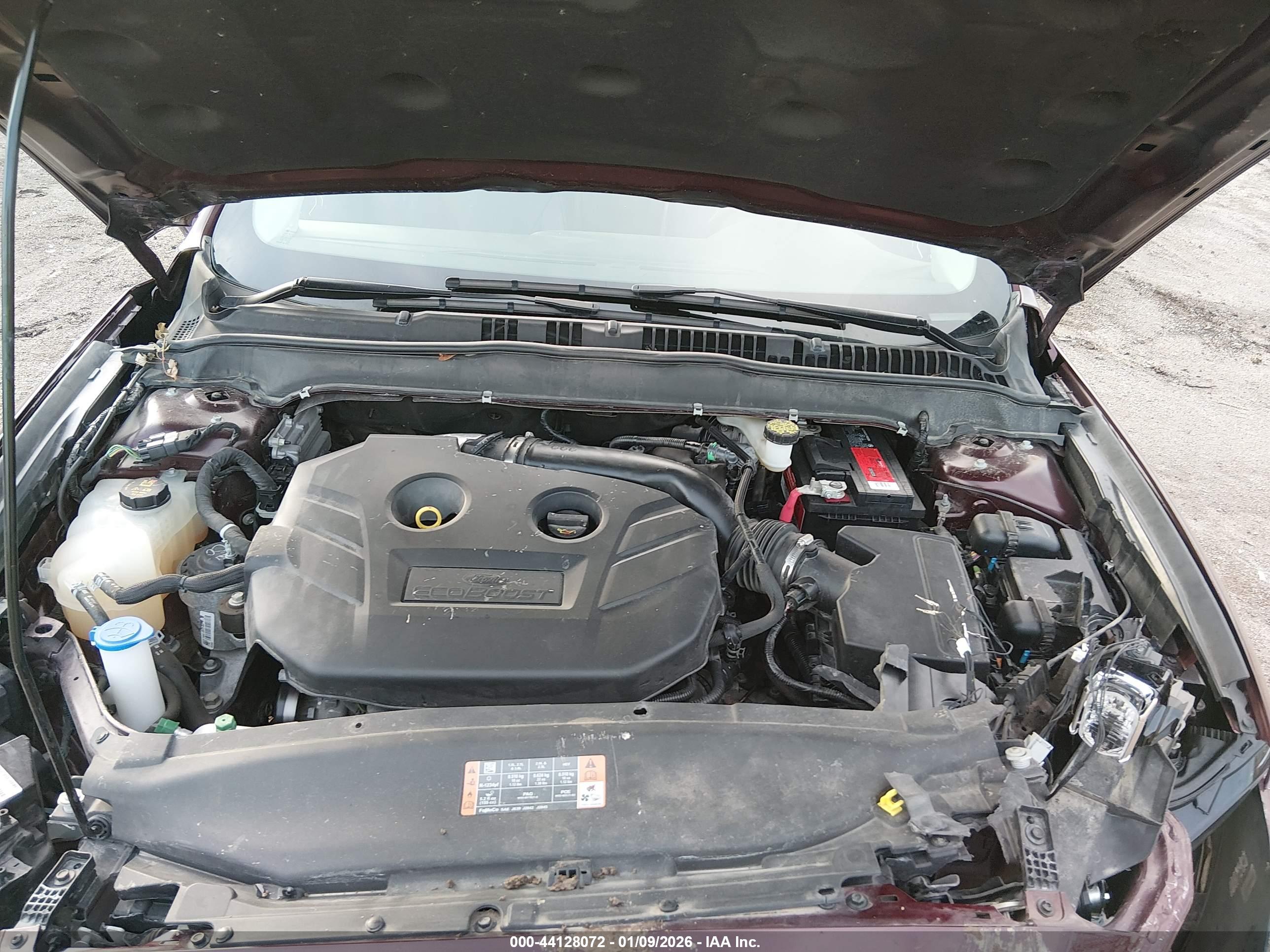 FORD FUSION image 10