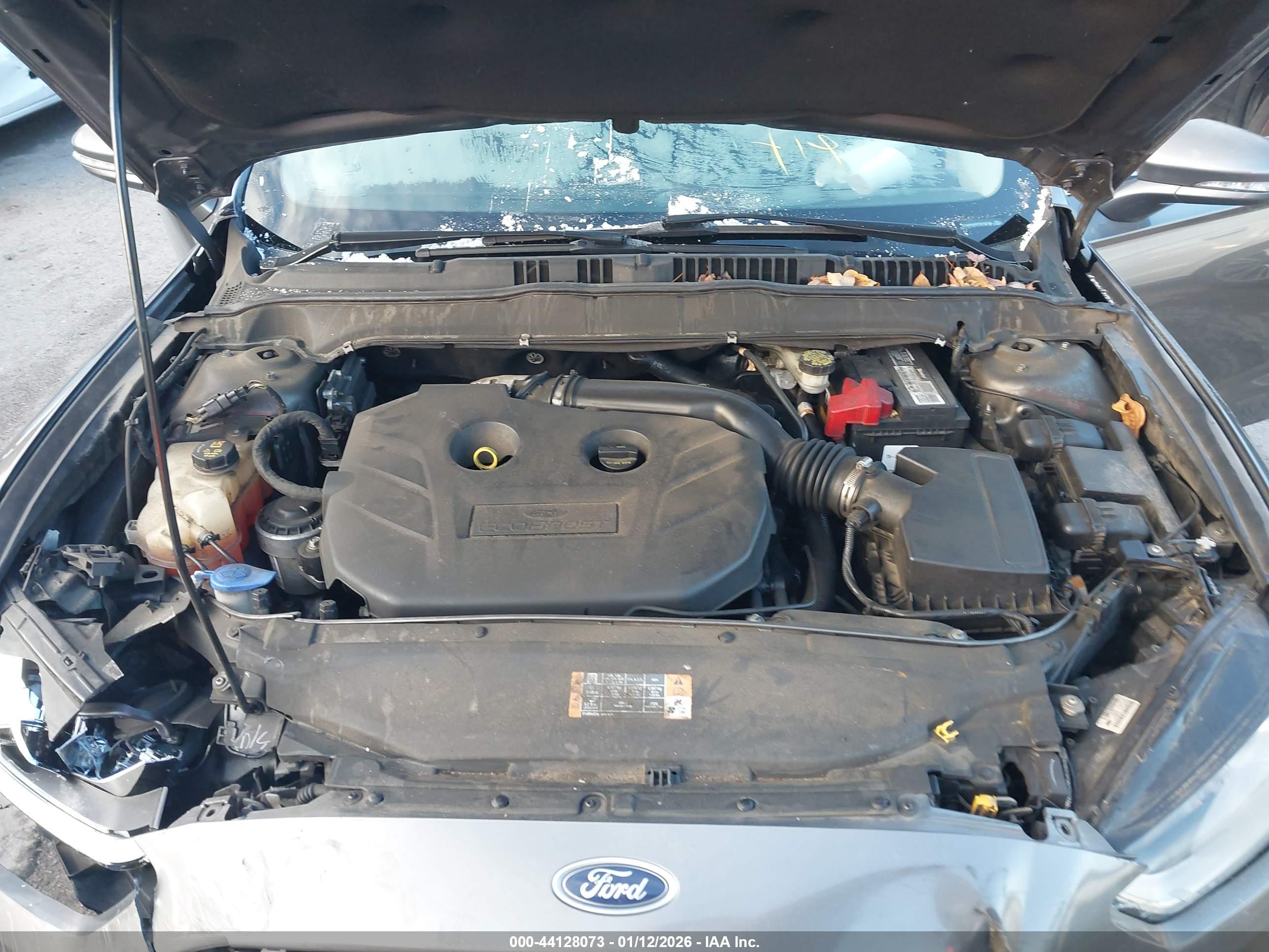 FORD FUSION image 10