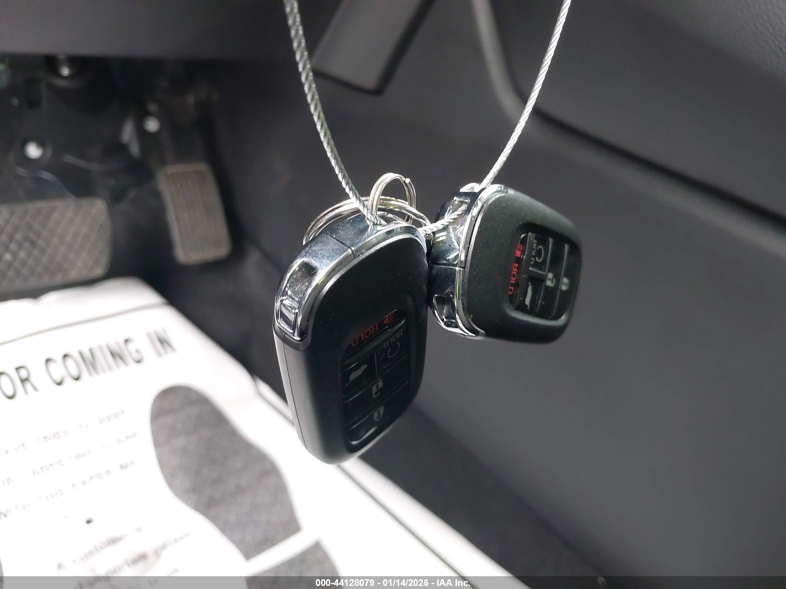 HONDA CR-V image 11