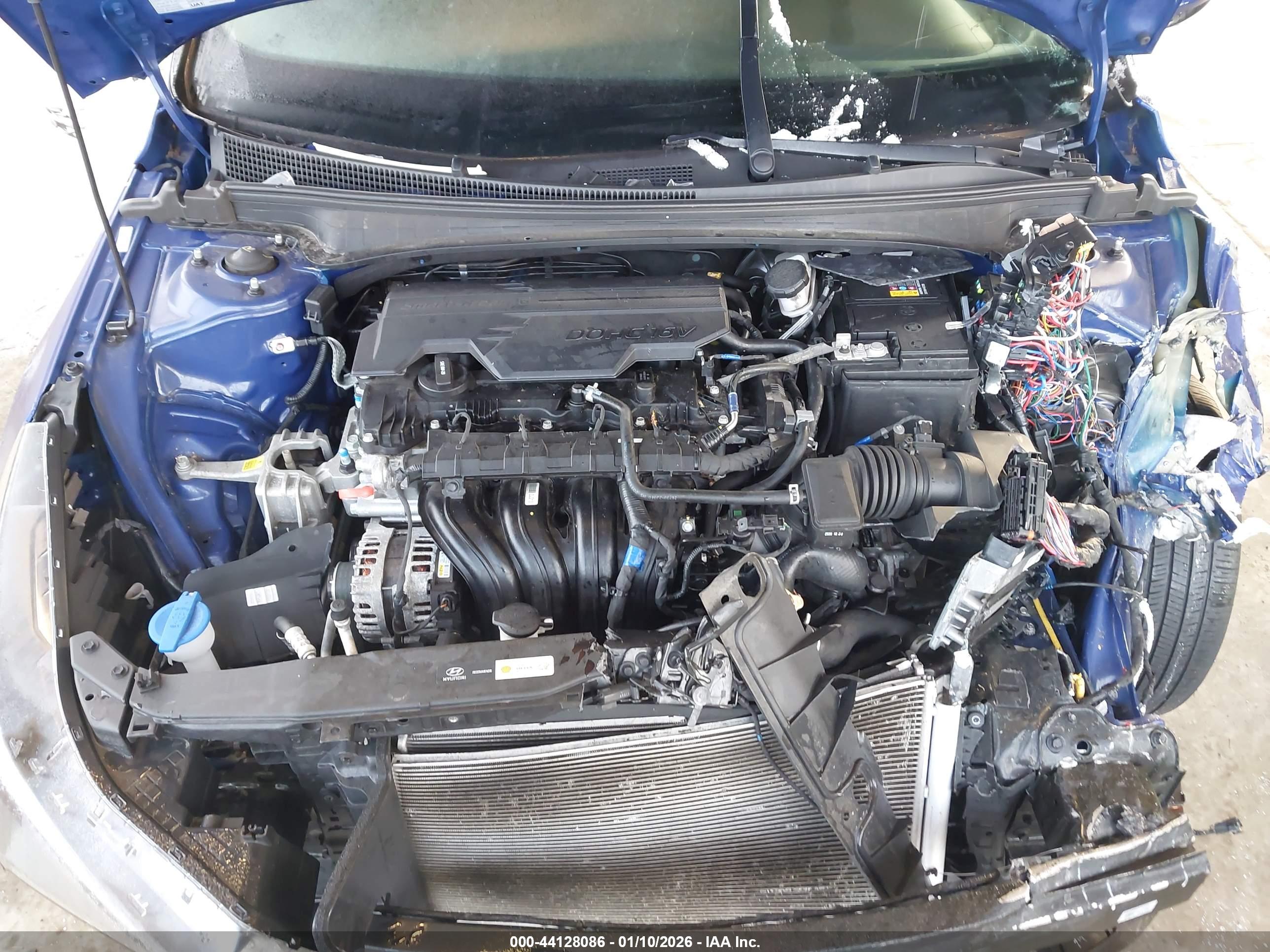 HYUNDAI ELANTRA image 10