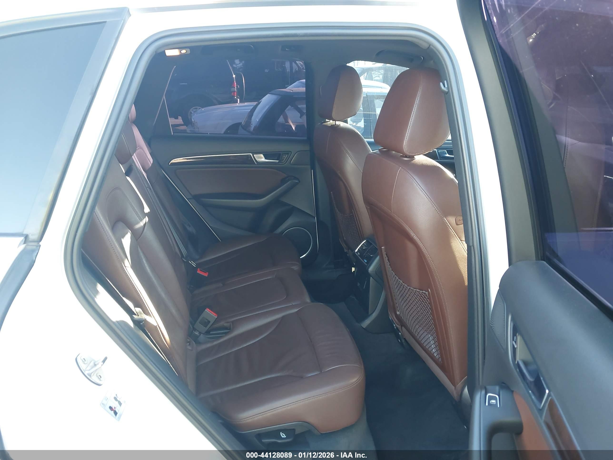 AUDI Q5 image 8