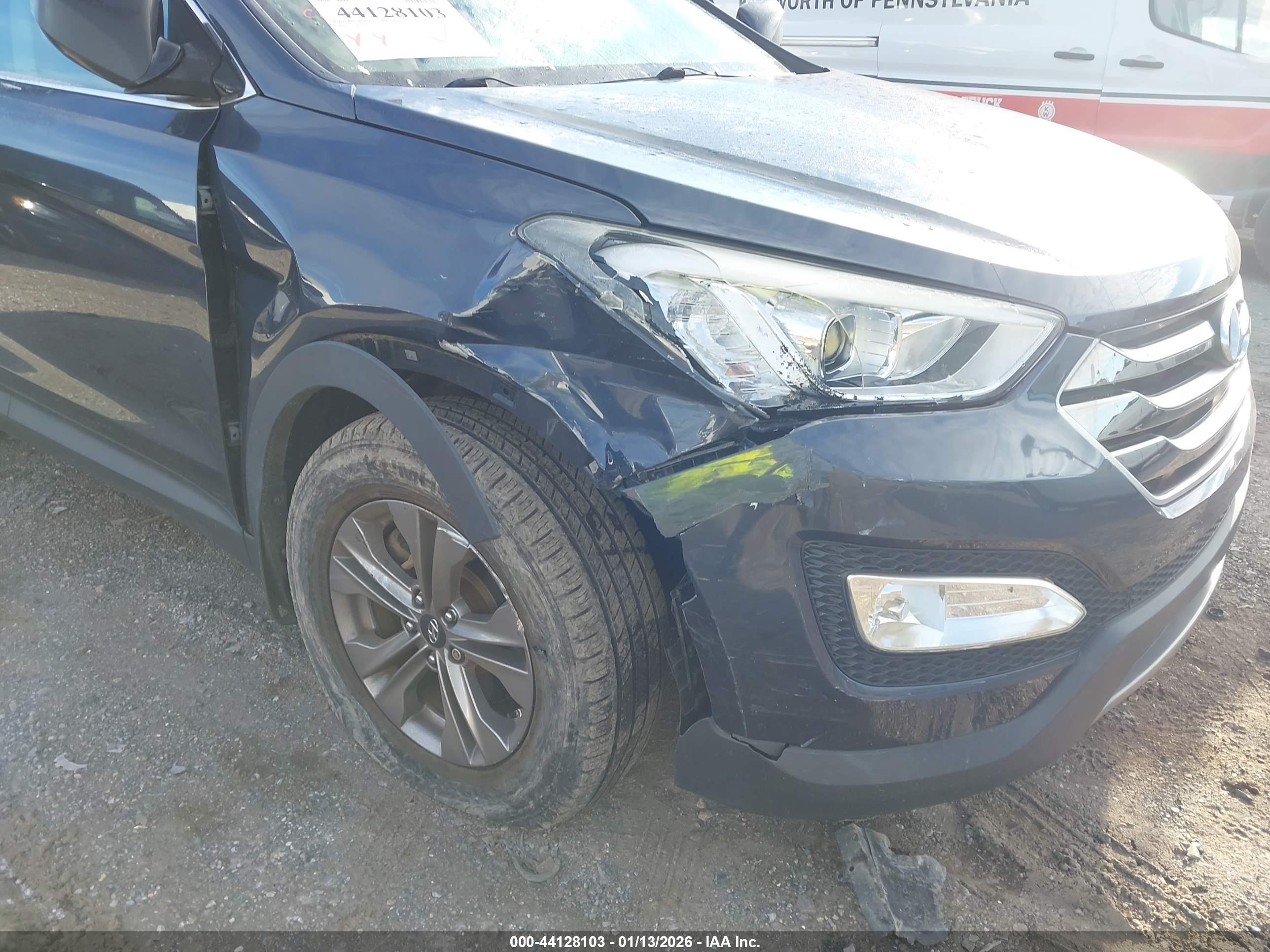 HYUNDAI SANTA image 6