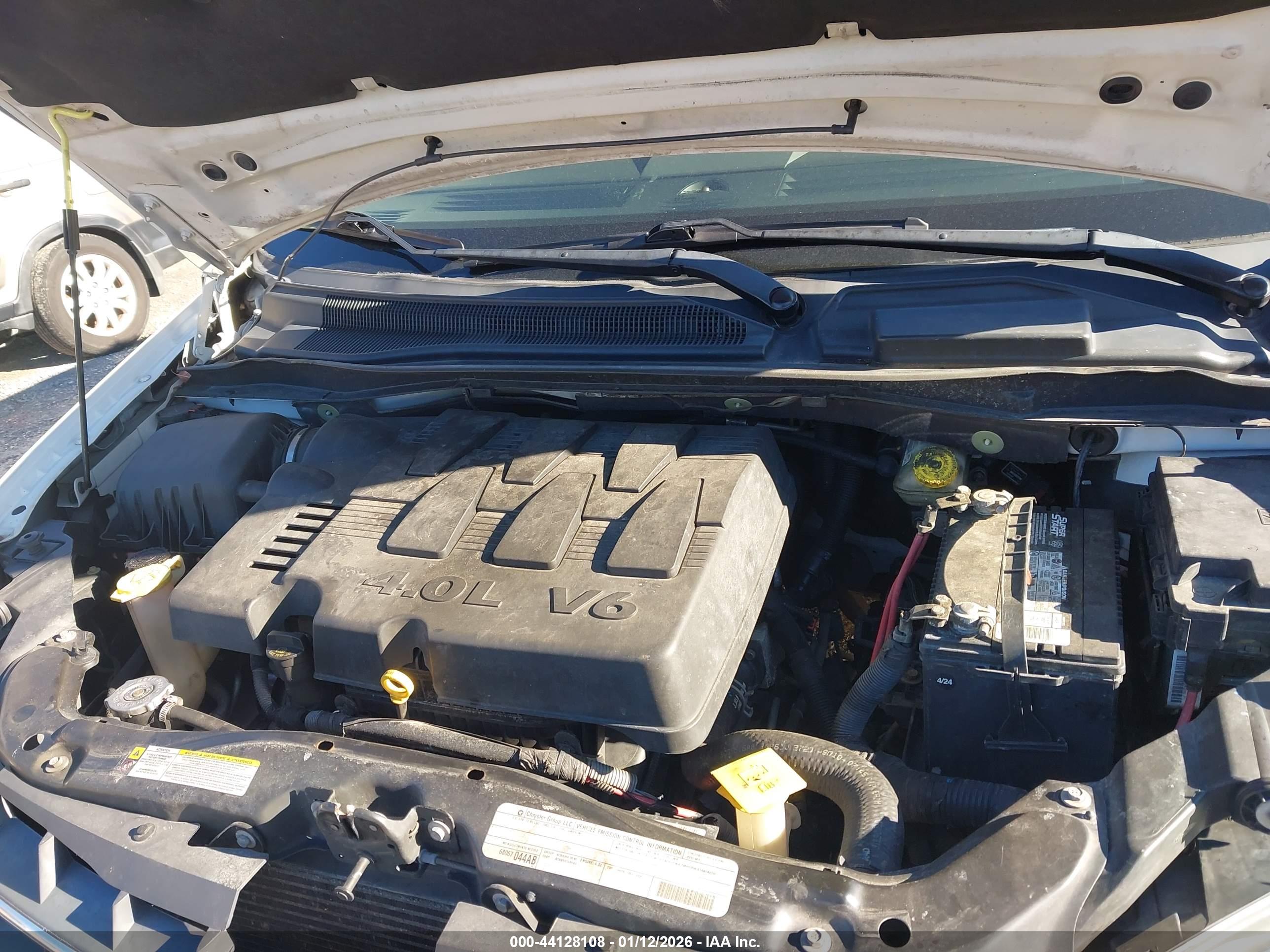 CHRYSLER TOWN image 10