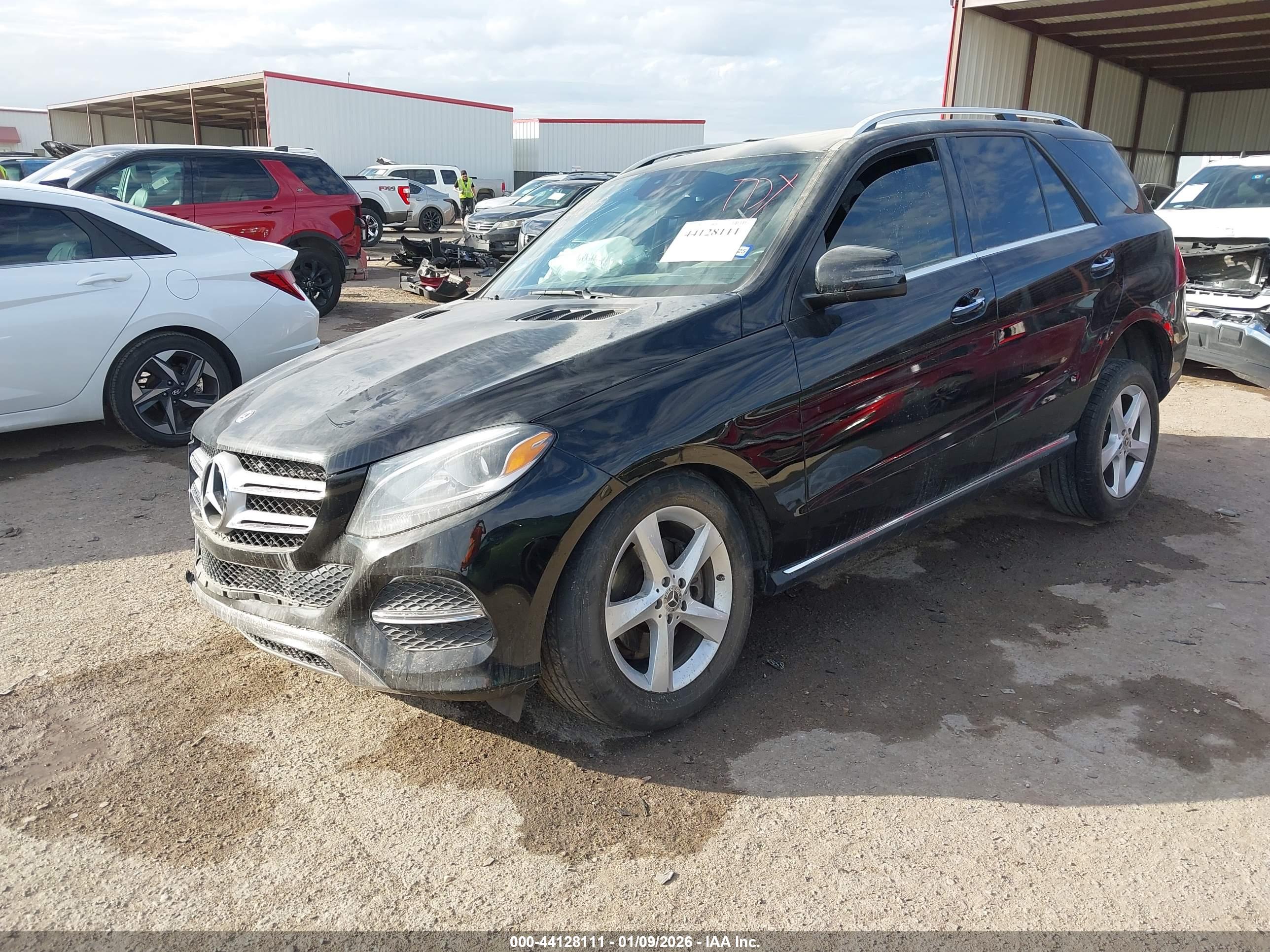 MERCEDES-BENZ GLE image 2