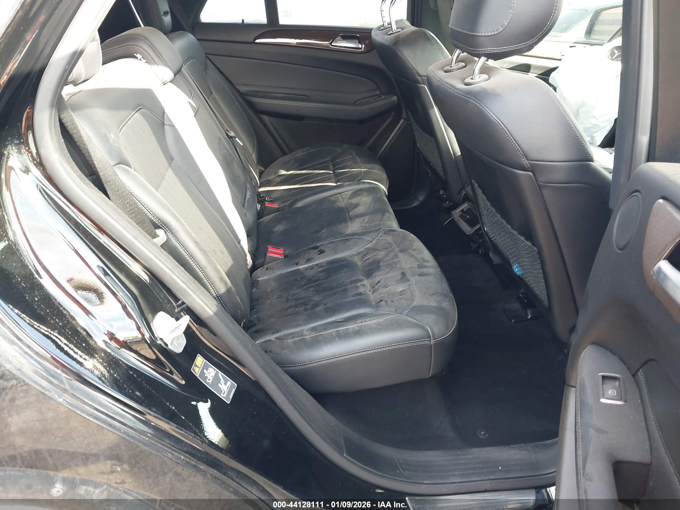 MERCEDES-BENZ GLE image 8