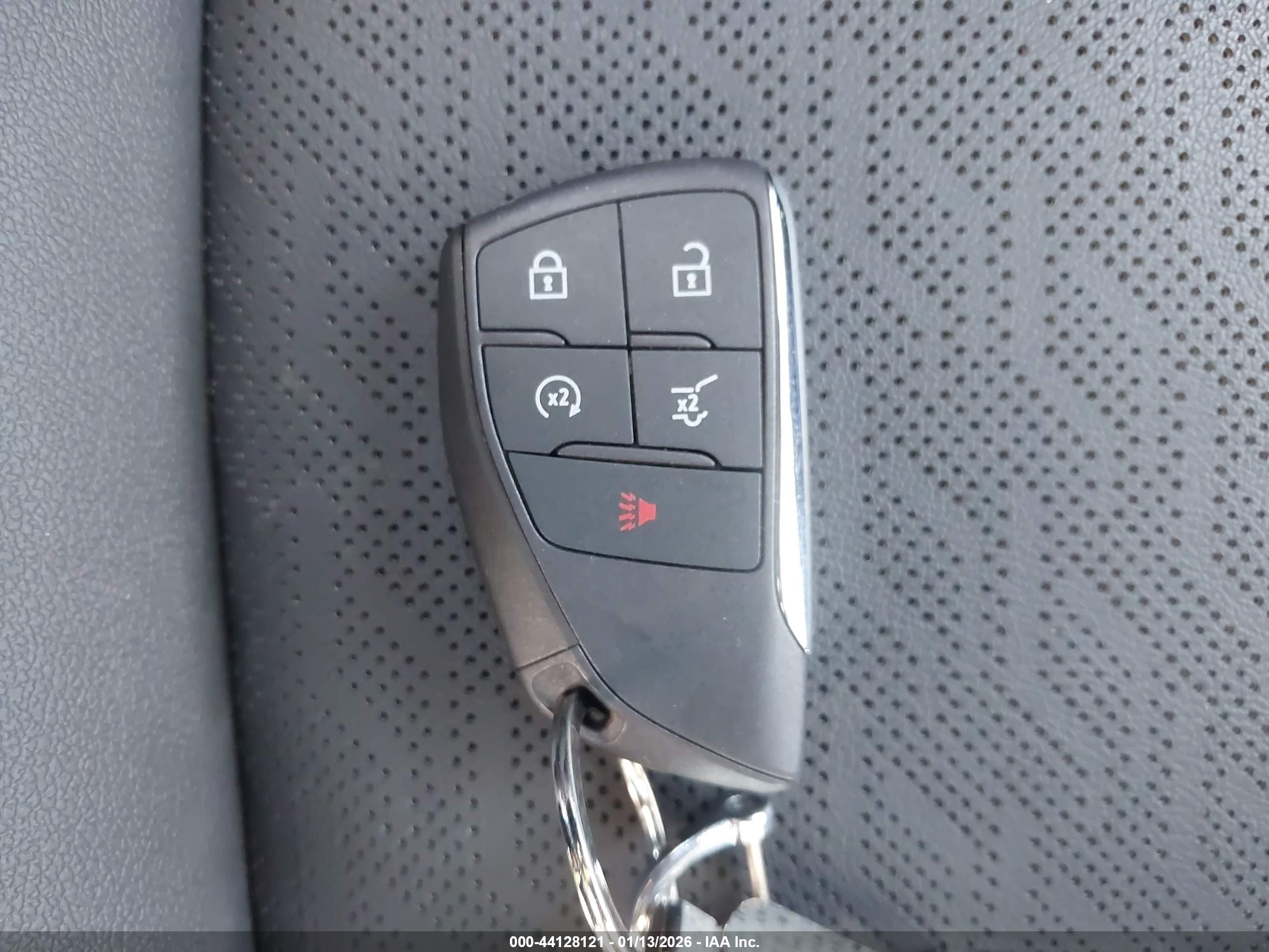 CHEVROLET EQUINOX image 11